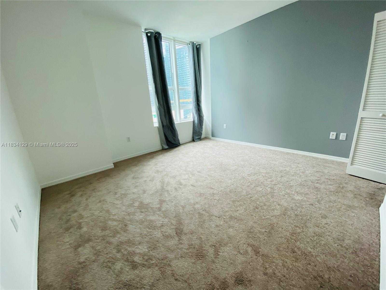 Small Image of 951 BRICKELL AVE #1909, Miami Number 11