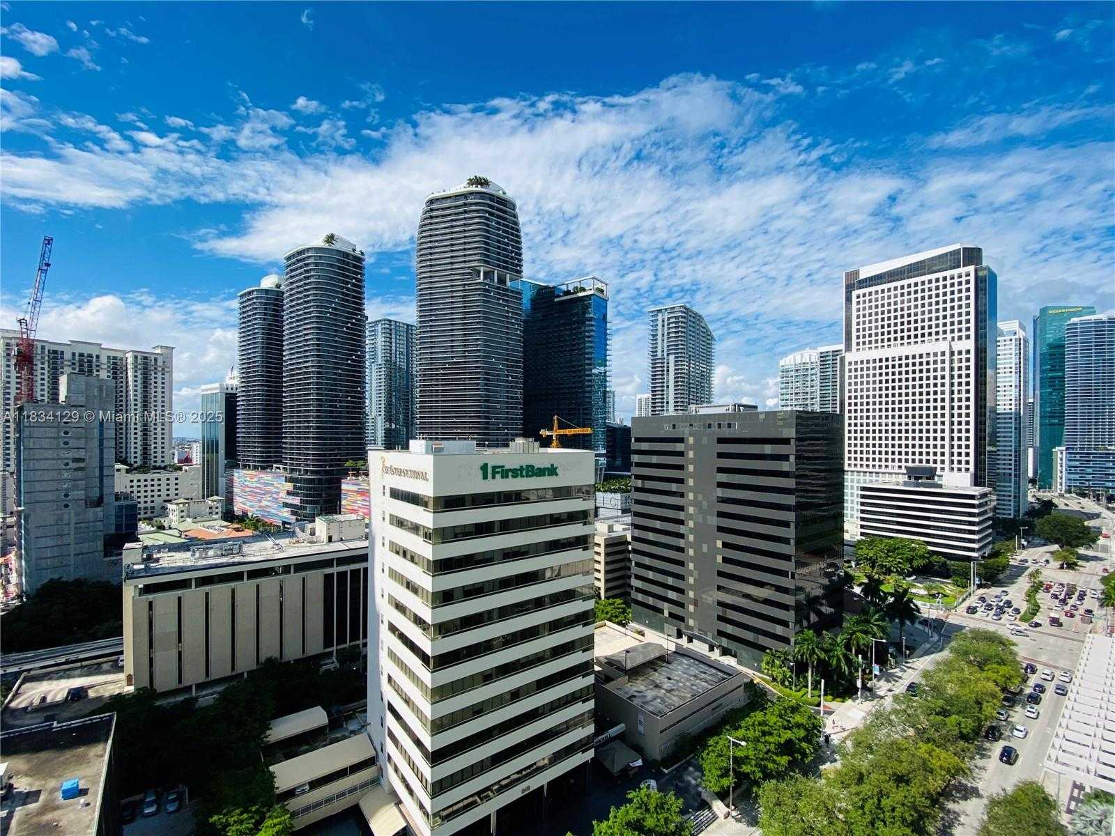 Small Image of 951 BRICKELL AVE #1909, Miami Number 18