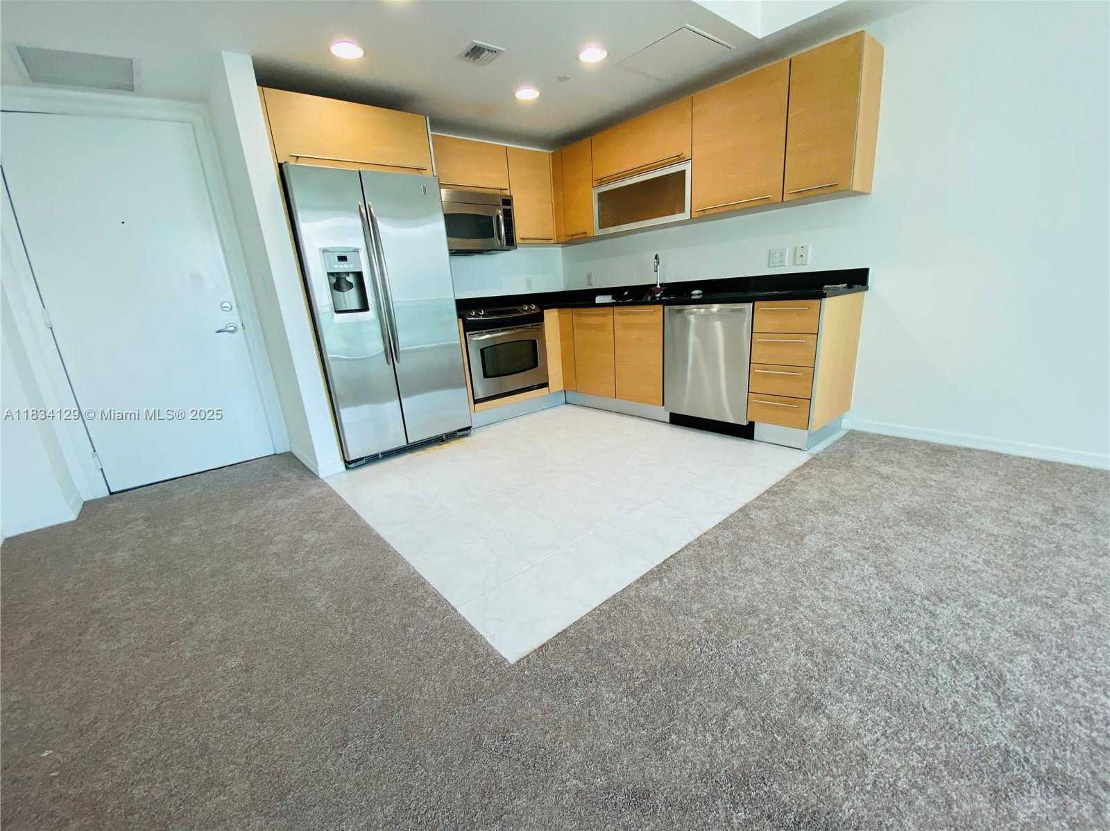 Small Image of 951 BRICKELL AVE #1909, Miami Number 2