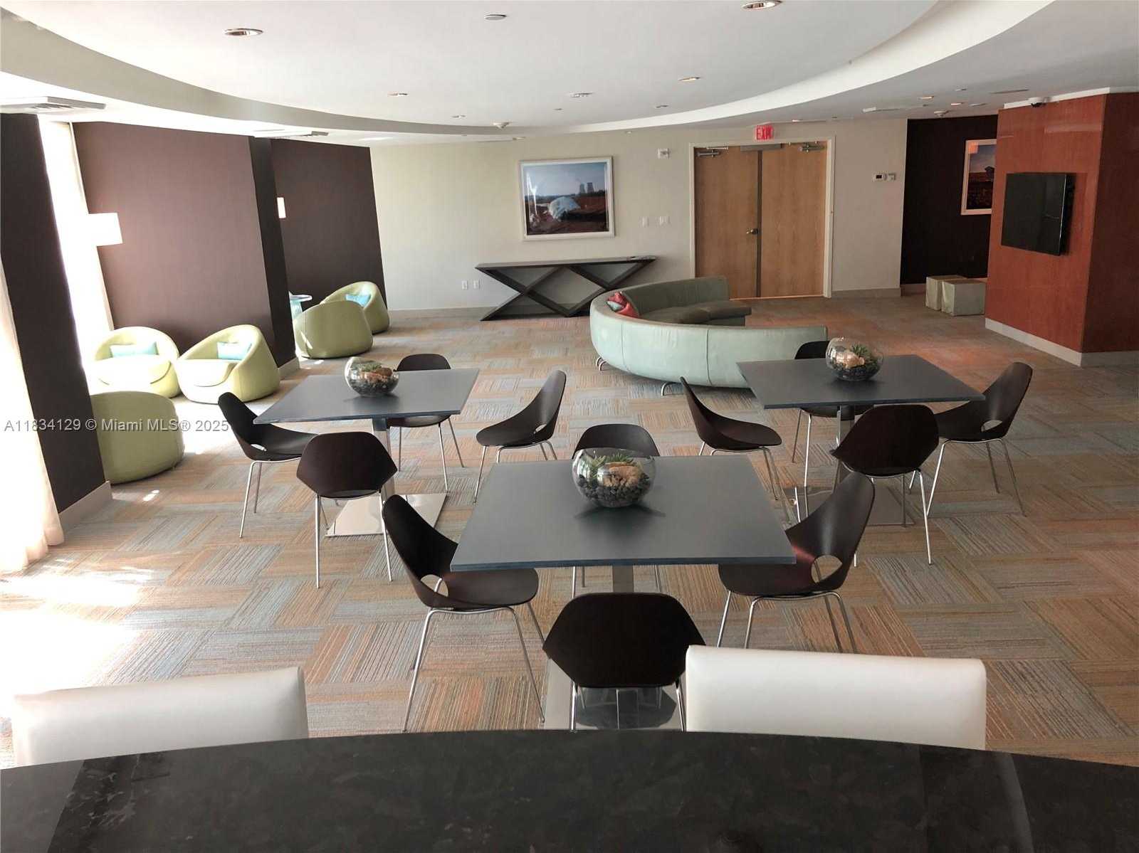 Small Image of 951 BRICKELL AVE #1909, Miami Number 39