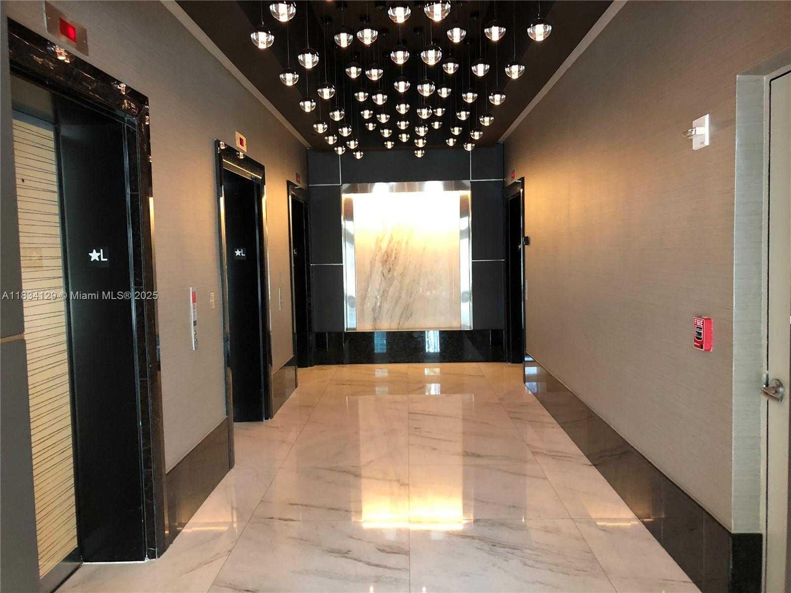 Small Image of 951 BRICKELL AVE #1909, Miami Number 43