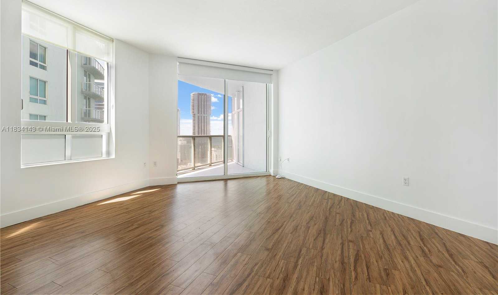 Small Image of 1900 NORTH BAYSHORE DR #3410, Miami Number 2