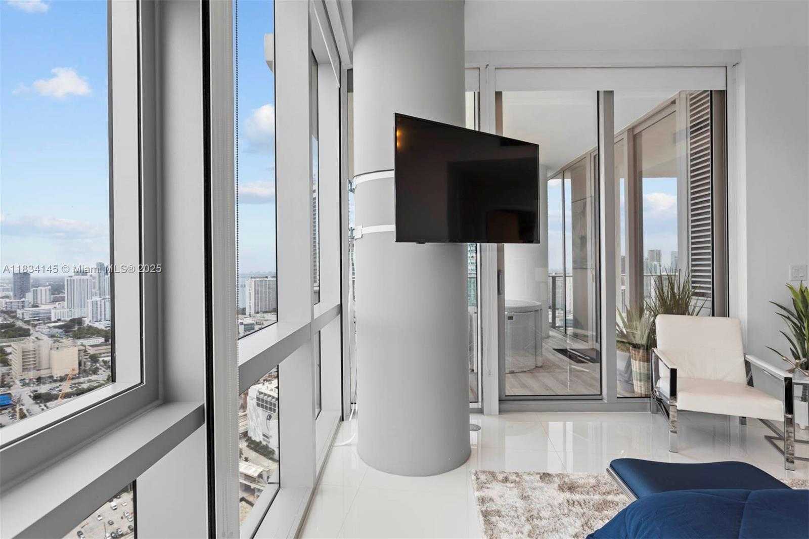 Small Image of 851 NORTH EAST 1ST AVE #3900, Miami Number 22