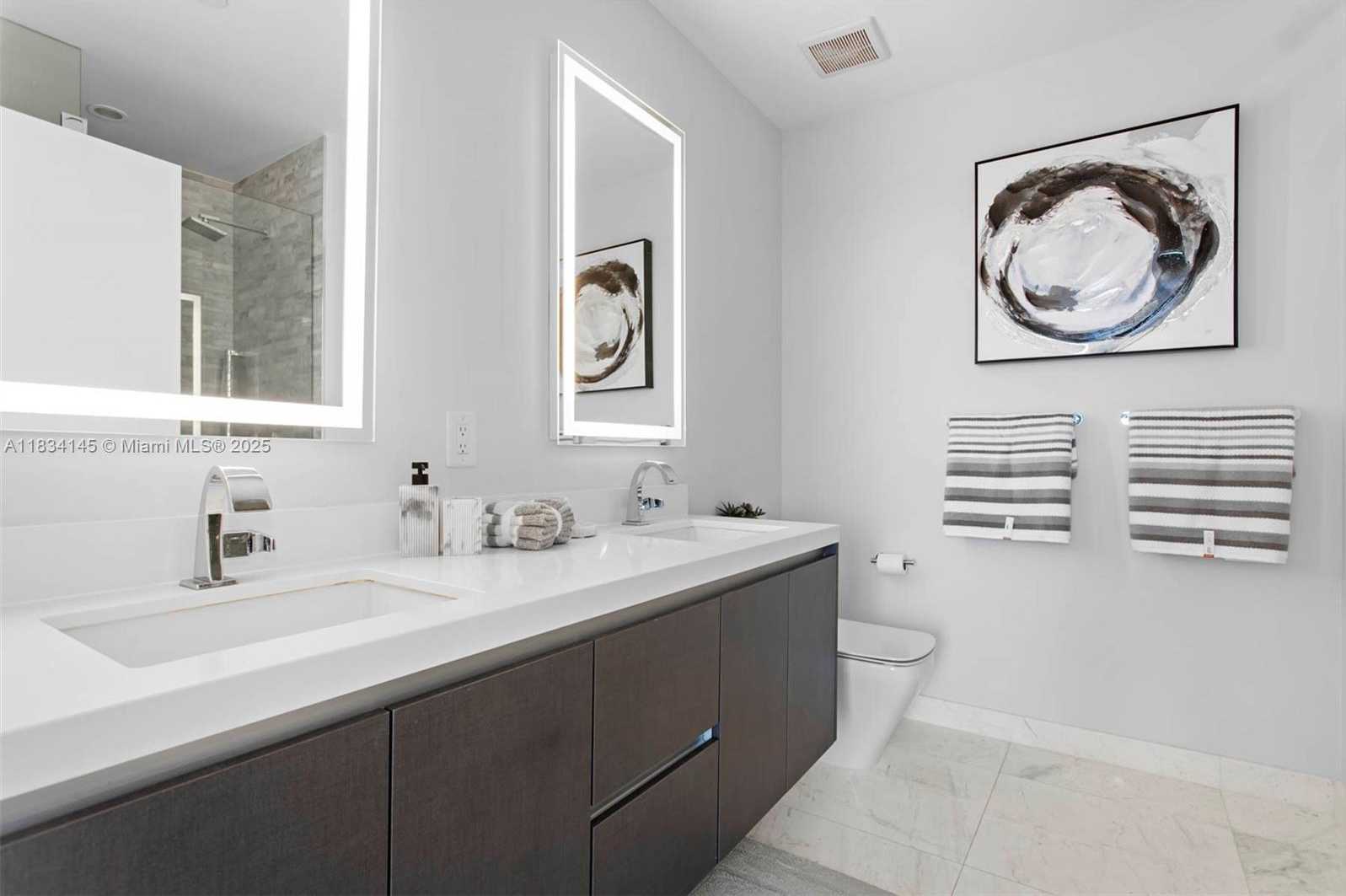 Small Image of 851 NORTH EAST 1ST AVE #3900, Miami Number 24