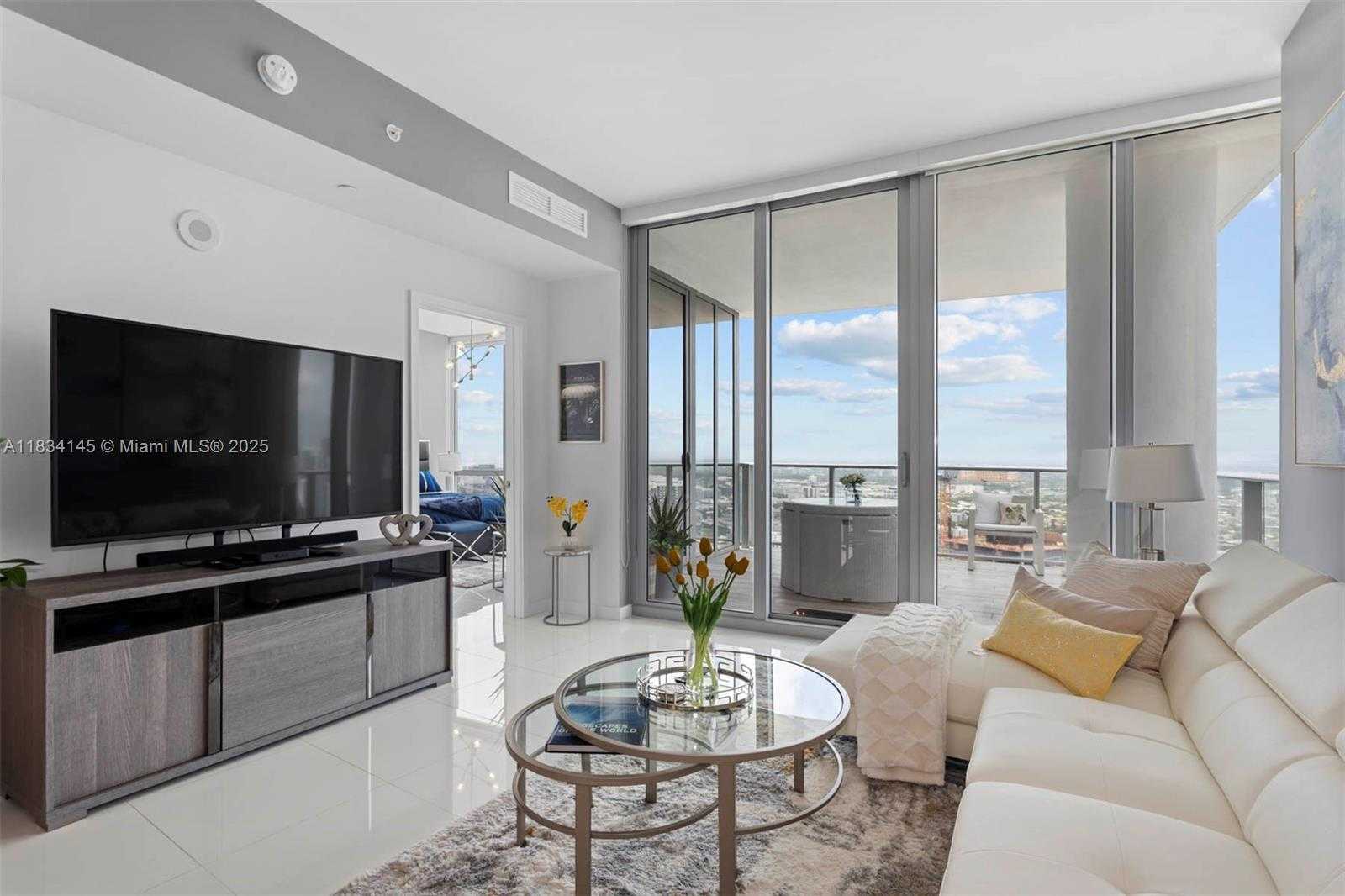 Small Image of 851 NORTH EAST 1ST AVE #3900, Miami Number 6