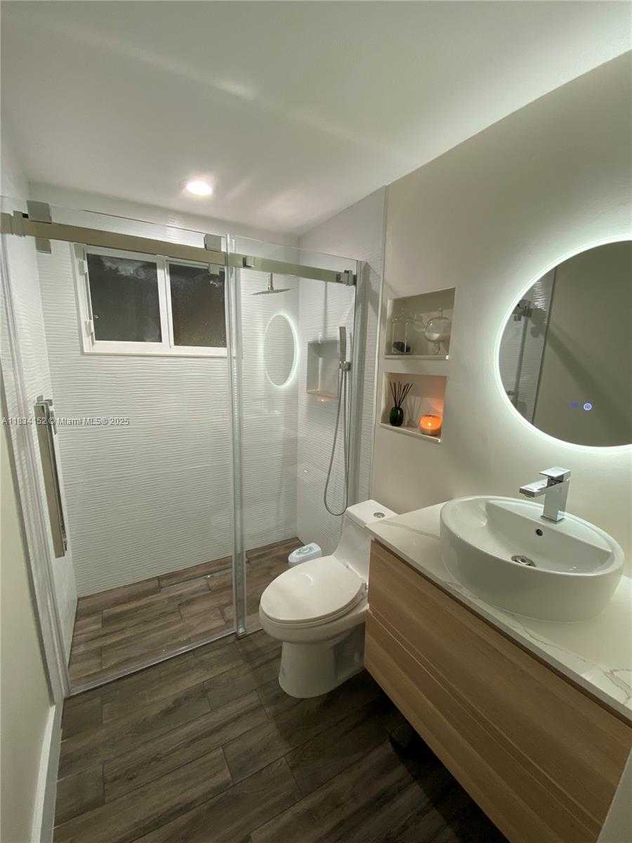 Small Image of 650 EAST 10TH AVE #1, Hialeah Number 10