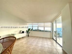 Small Image of 1300 NORTH EAST MIAMI GARDENS DR #713E, Miami Number 2