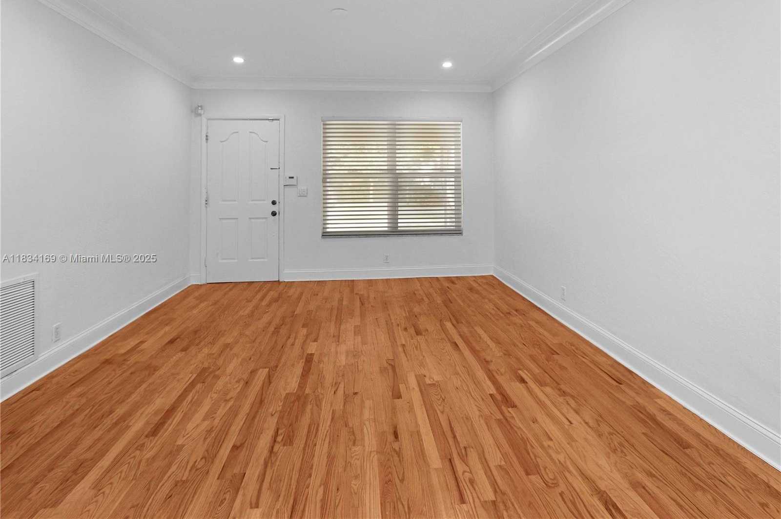 Small Image of 1220 MILAN AVE, Coral Gables Number 15