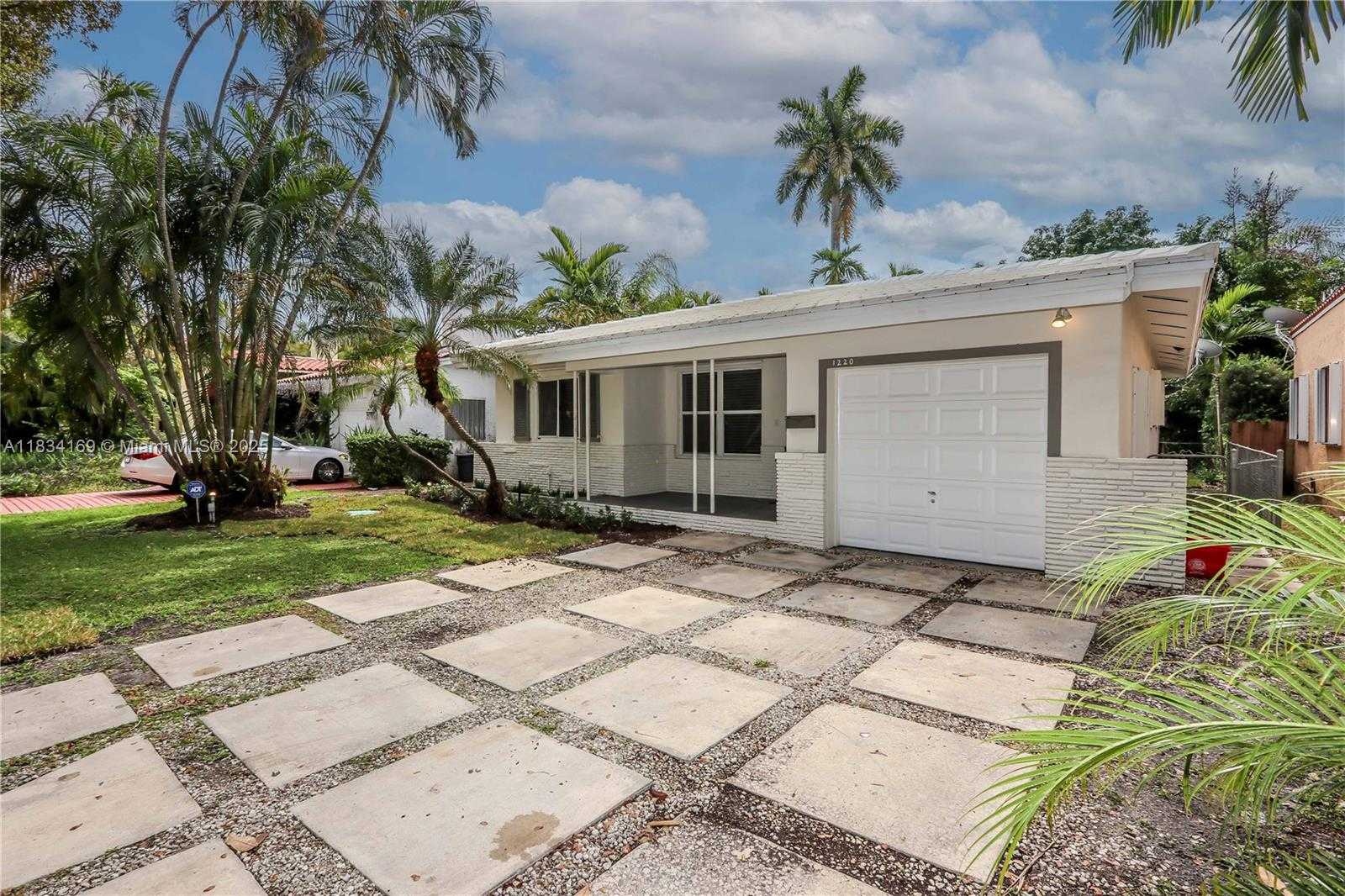 Small Image of 1220 MILAN AVE, Coral Gables Number 2