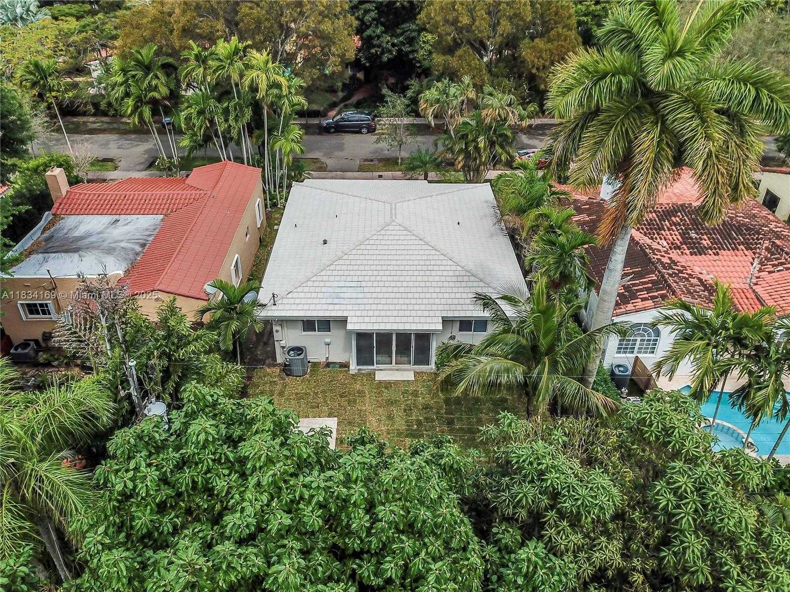 Small Image of 1220 MILAN AVE, Coral Gables Number 31