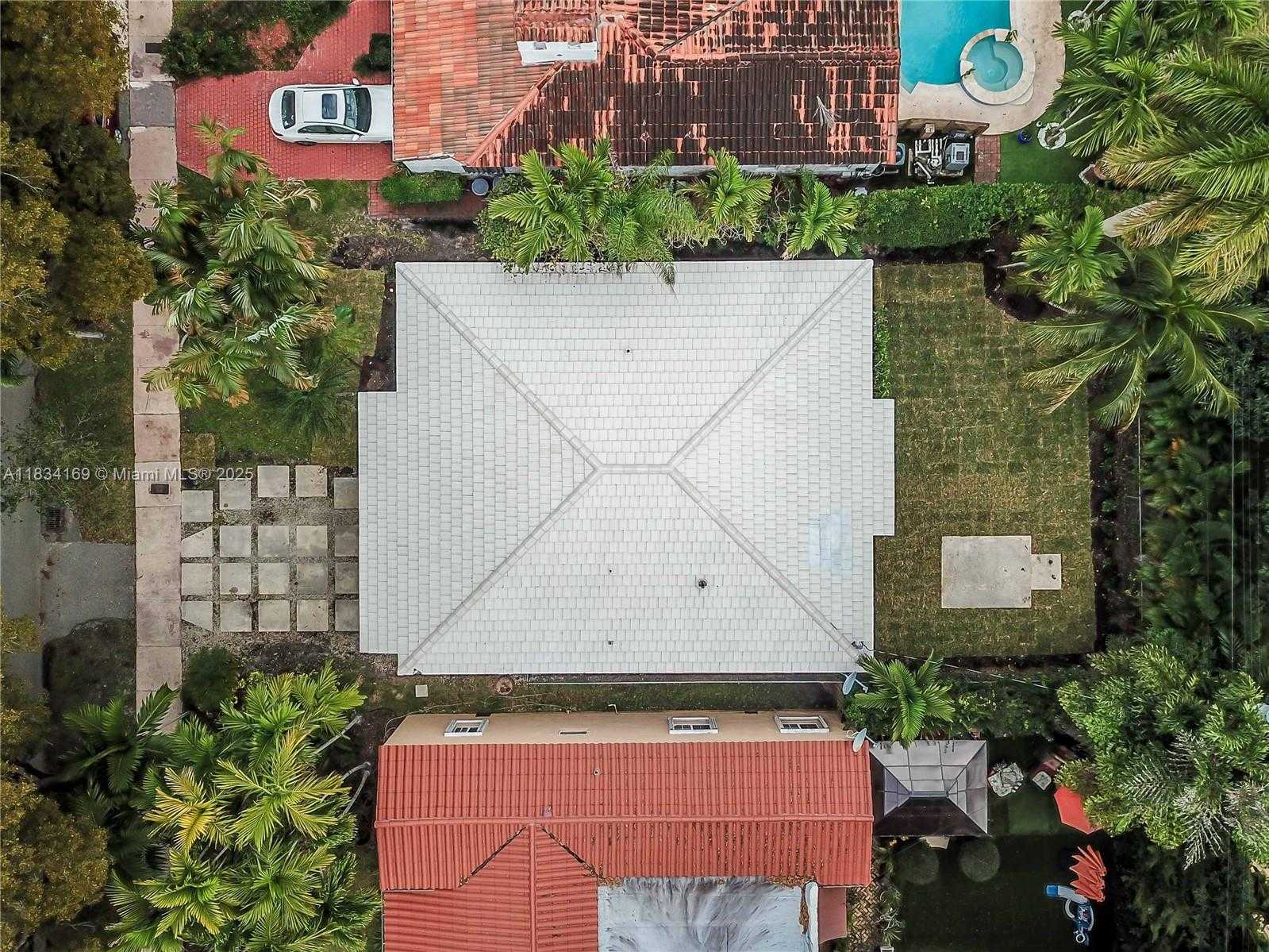 Small Image of 1220 MILAN AVE, Coral Gables Number 34