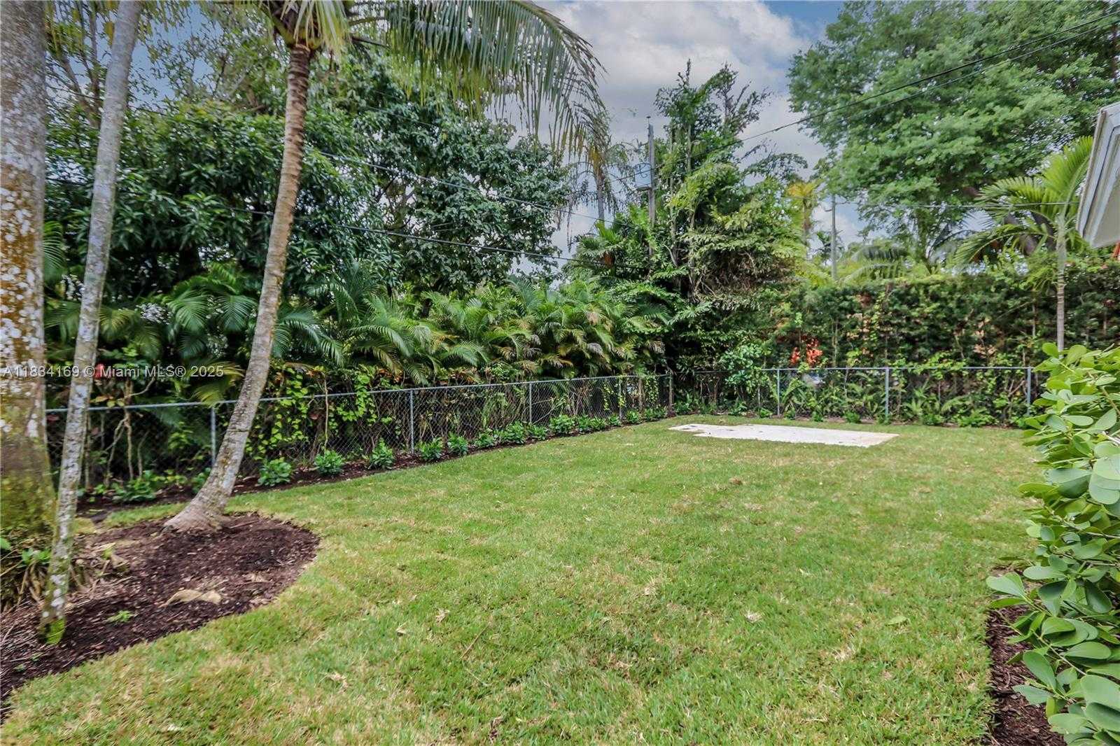 Small Image of 1220 MILAN AVE, Coral Gables Number 37