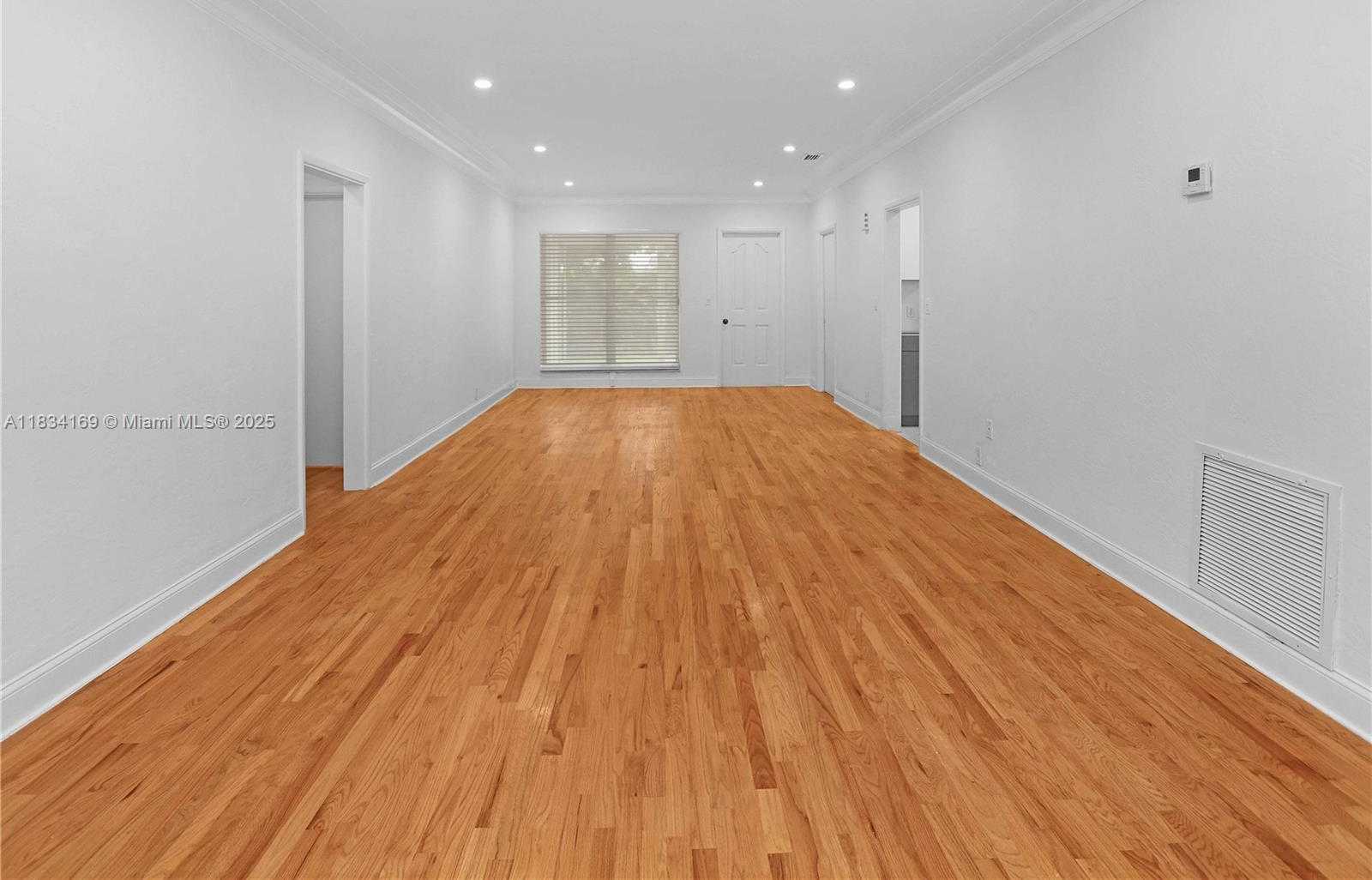 Small Image of 1220 MILAN AVE, Coral Gables Number 7