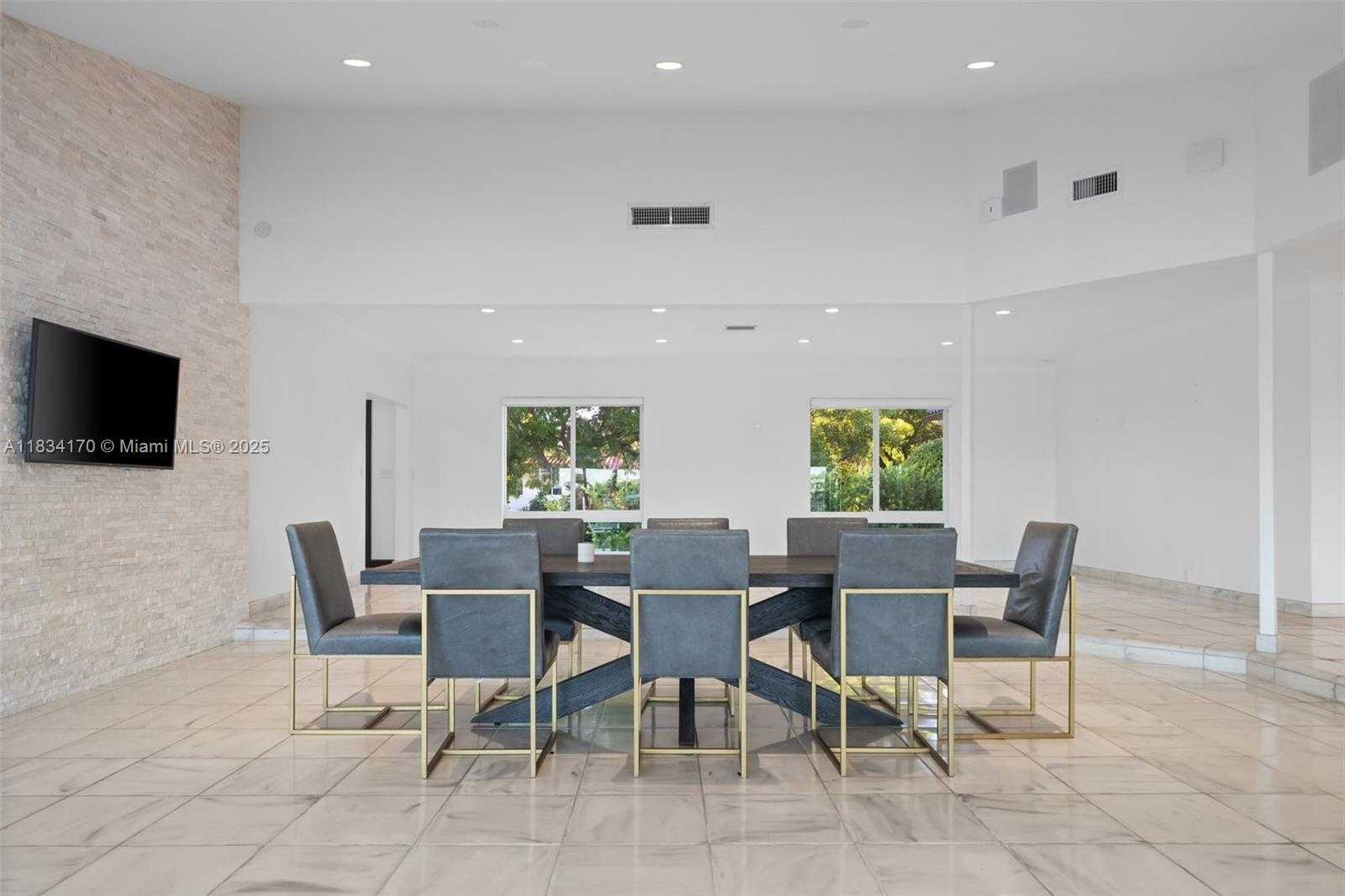 Small Image of 205 NORTH HIBISCUS DR, Miami Beach Number 23