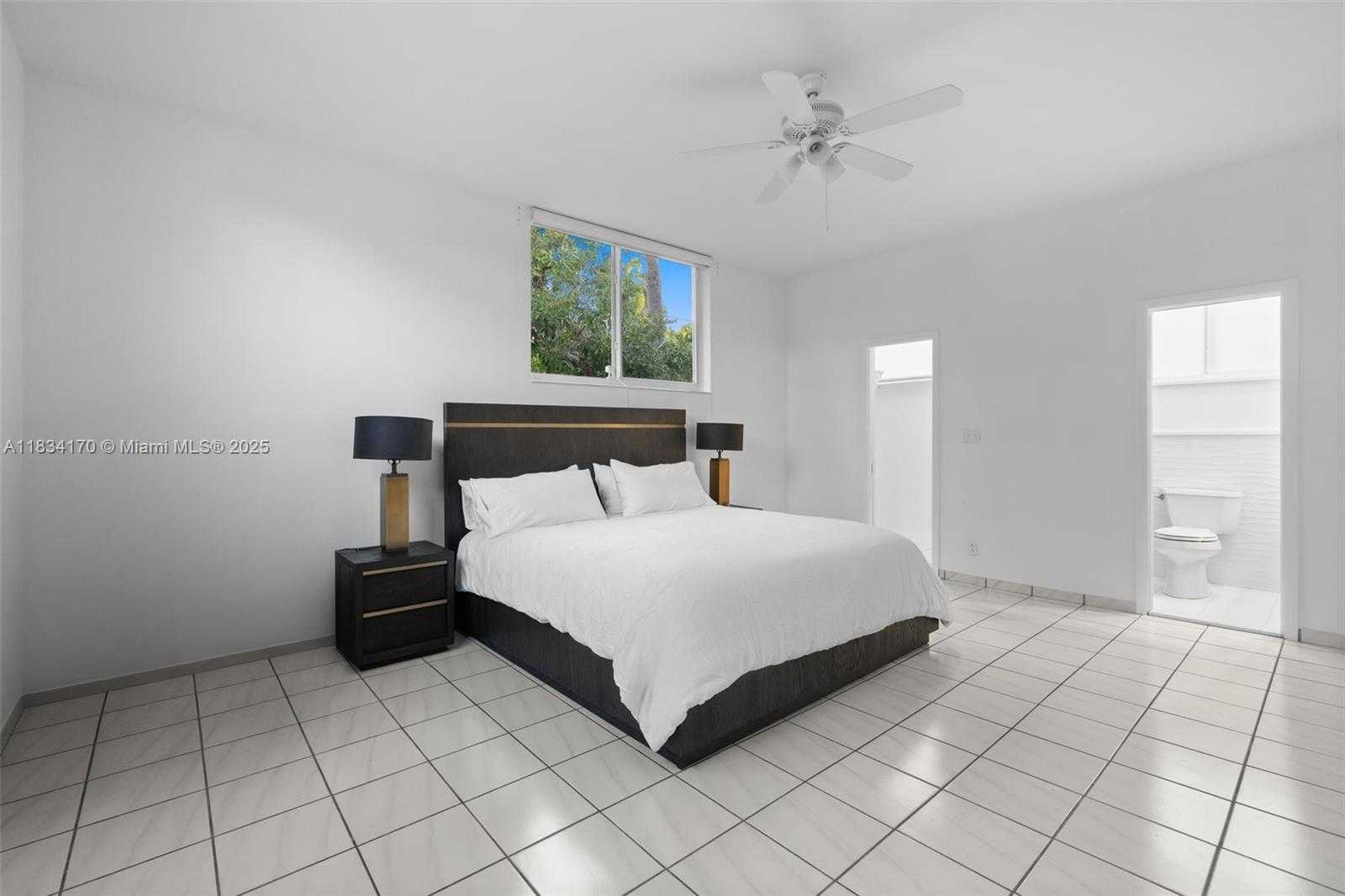 Small Image of 205 NORTH HIBISCUS DR, Miami Beach Number 40