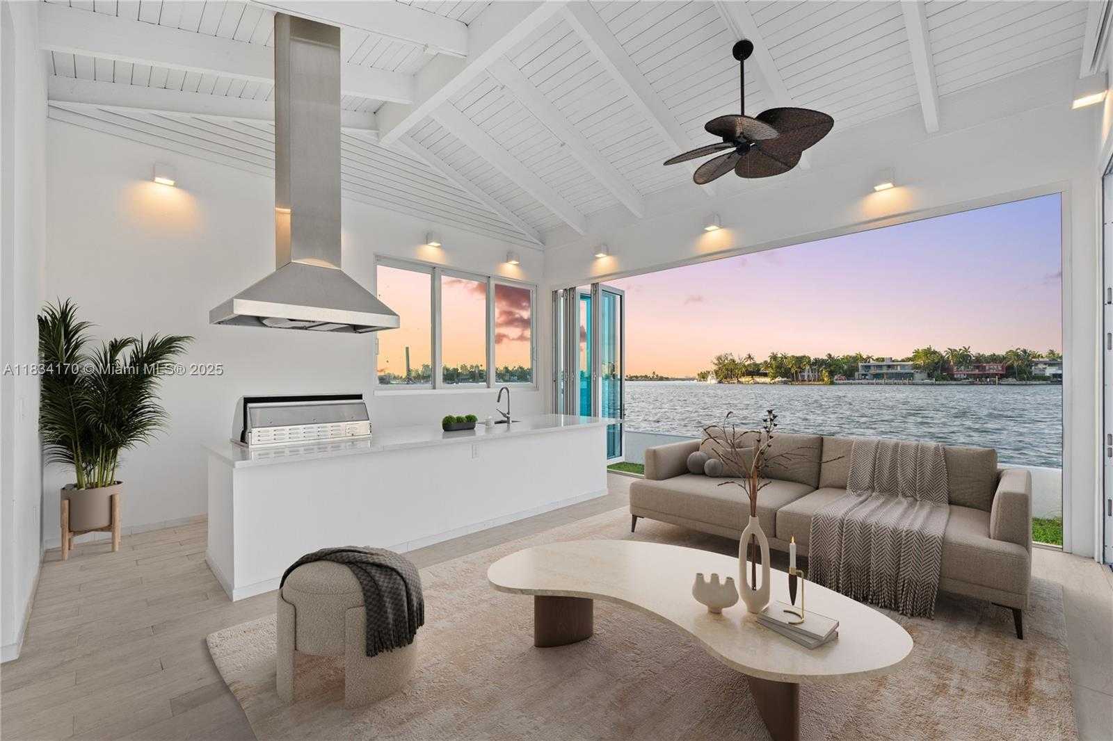 Small Image of 205 NORTH HIBISCUS DR, Miami Beach Number 56