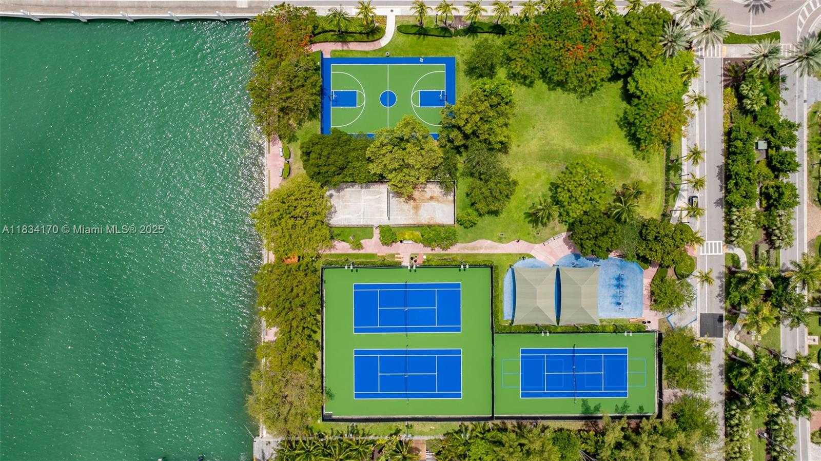 Small Image of 205 NORTH HIBISCUS DR, Miami Beach Number 67