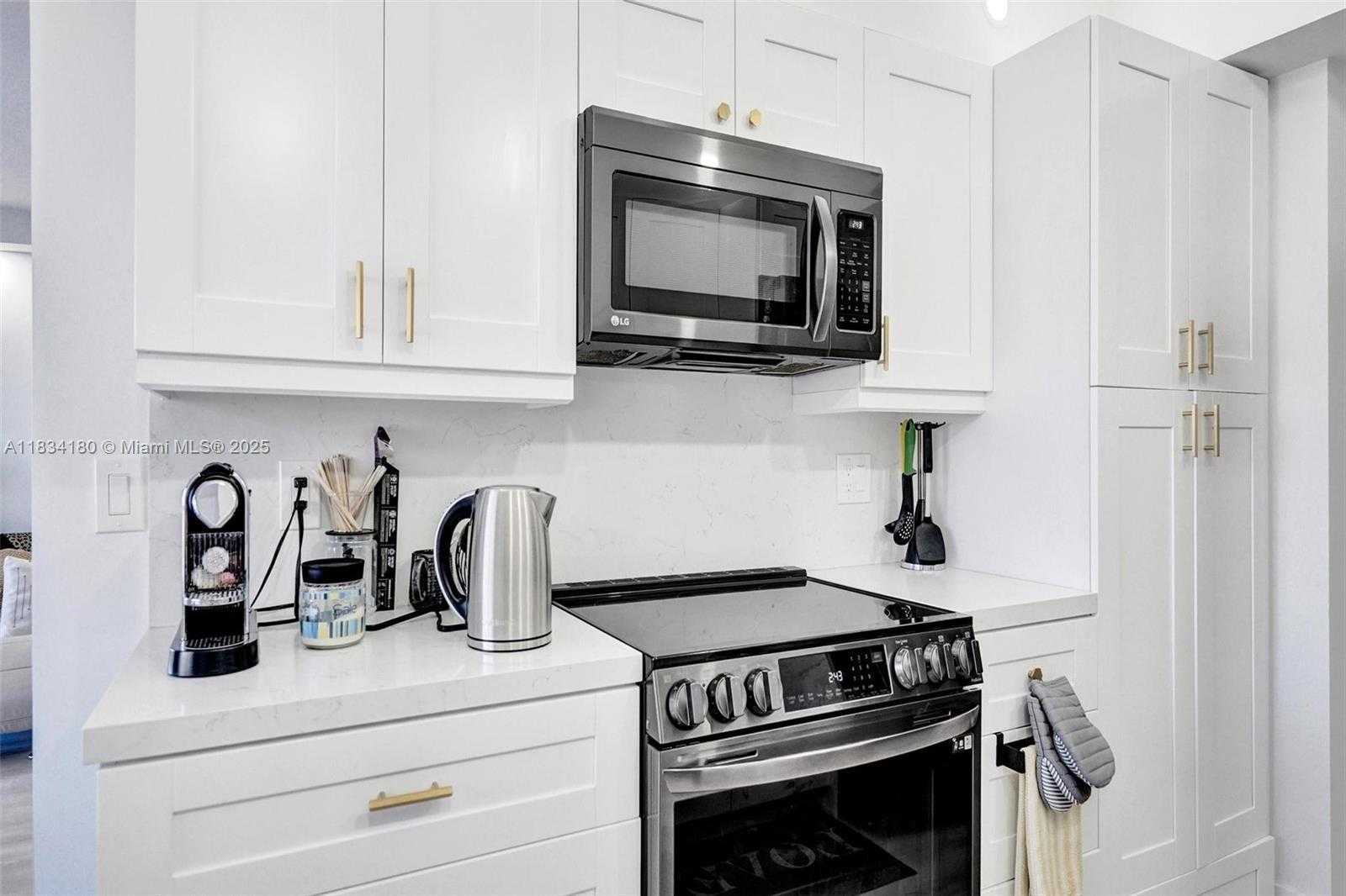 Small Image of 1201 SOUTH OCEAN DR #404N, Hollywood Number 13