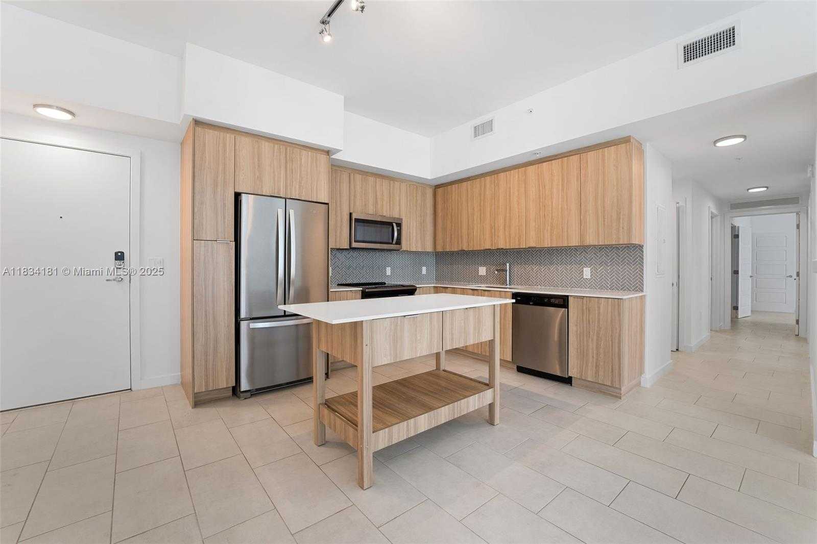 Small Image of 2150 NORTH BAYSHORE DR #0709, Miami Number 6