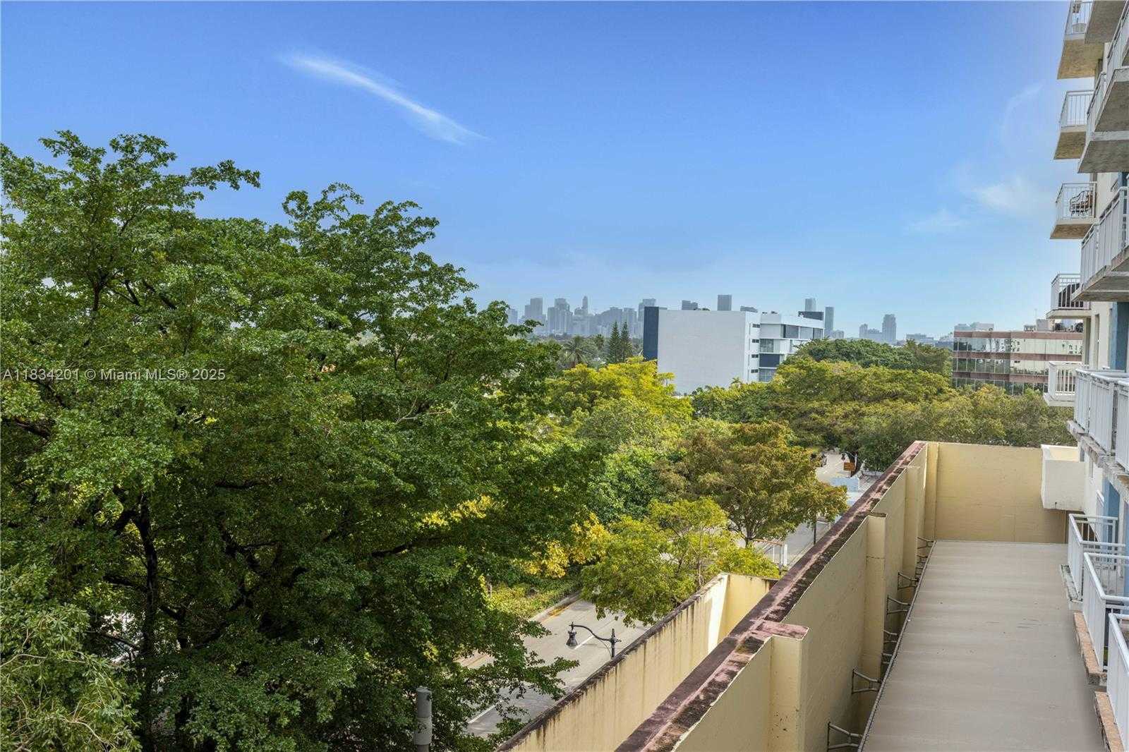 Small Image of 3000 CORAL WAY #513, Miami Number 21