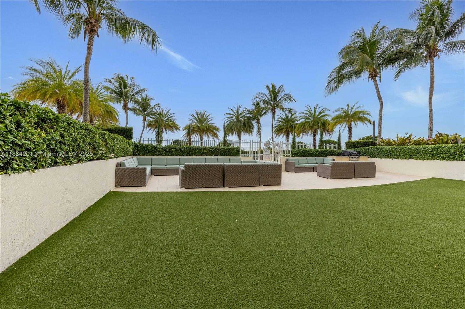 Small Image of 3000 CORAL WAY #513, Miami Number 23