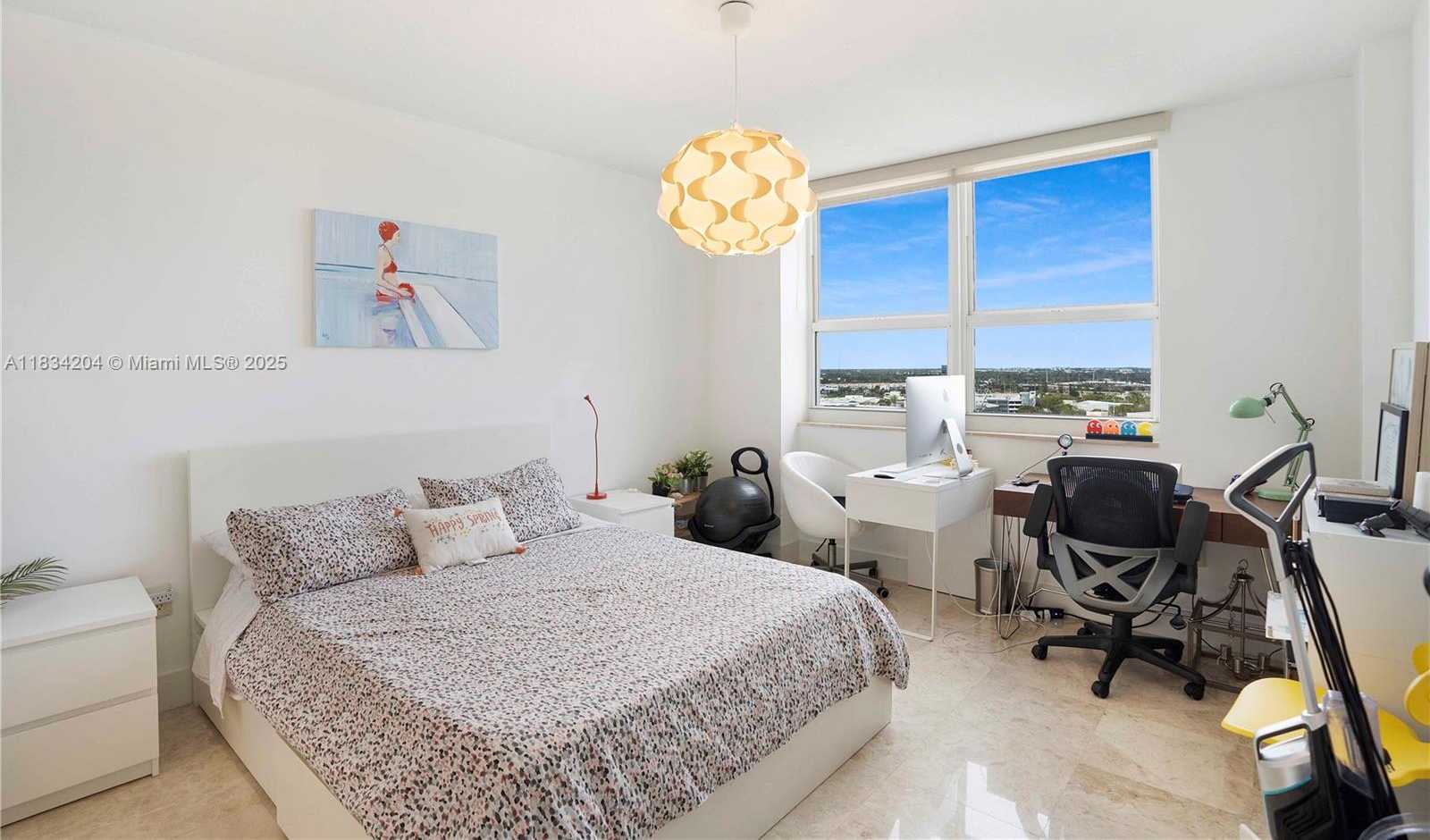 Small Image of 19501 WEST COUNTRY CLUB DR #1610, Aventura Number 18