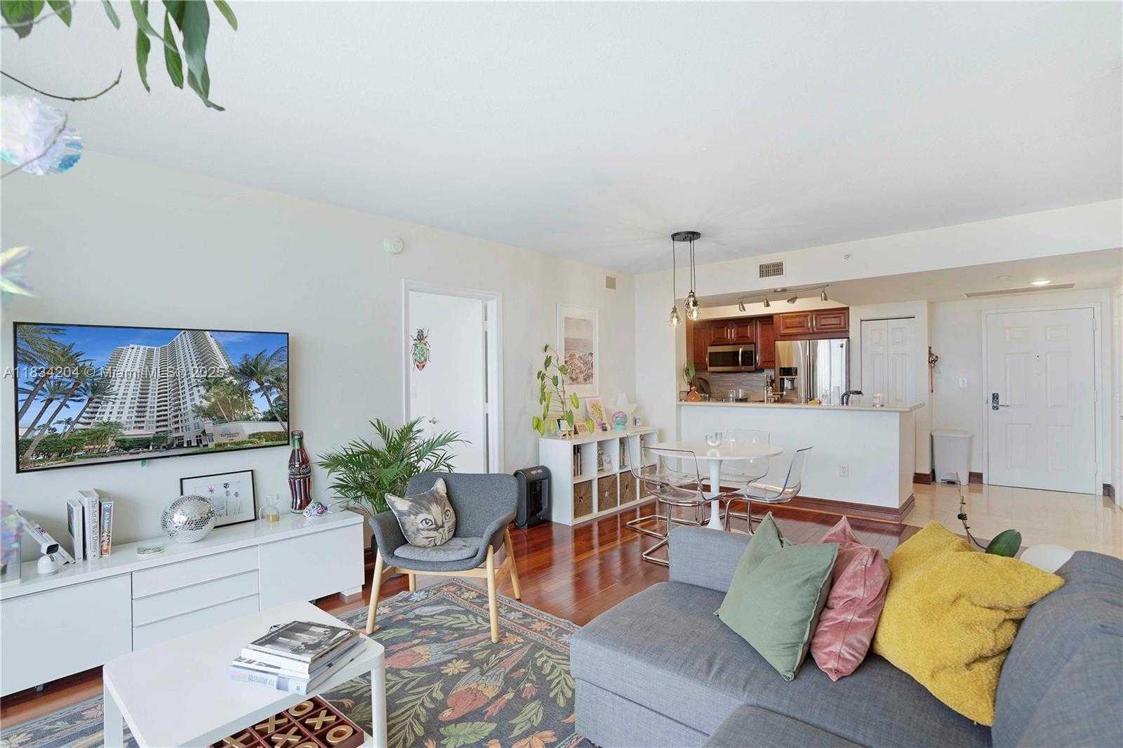 Small Image of 19501 WEST COUNTRY CLUB DR #1610, Aventura Number 26