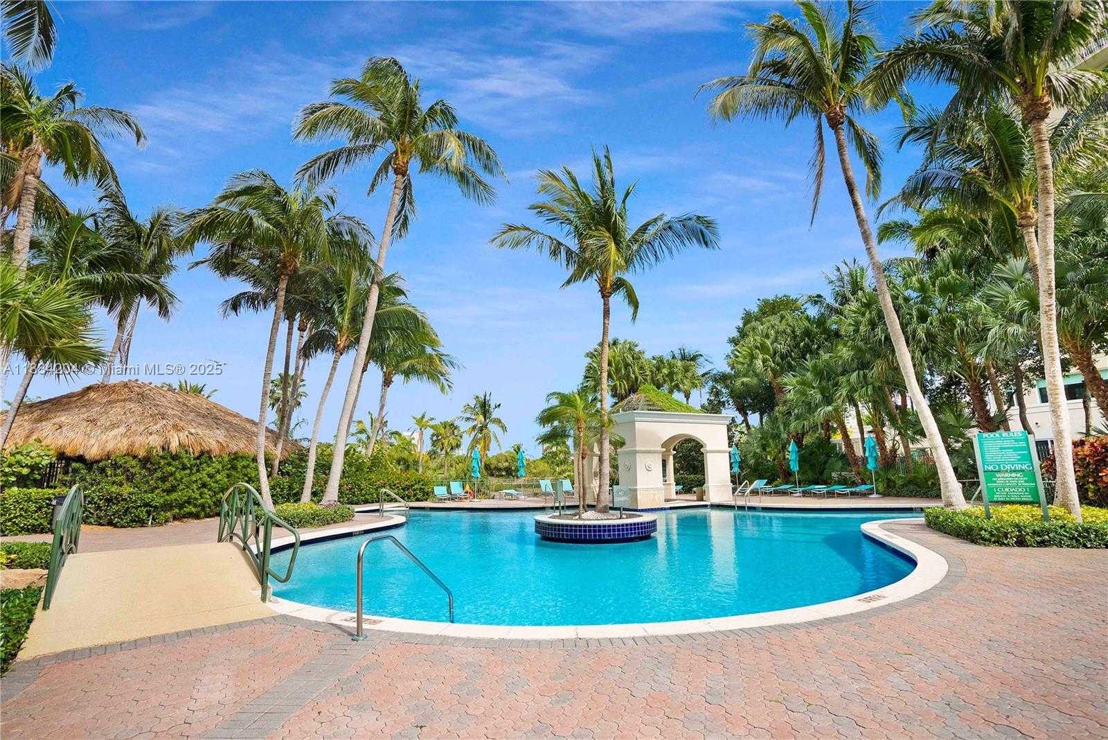 Small Image of 19501 WEST COUNTRY CLUB DR #1610, Aventura Number 35