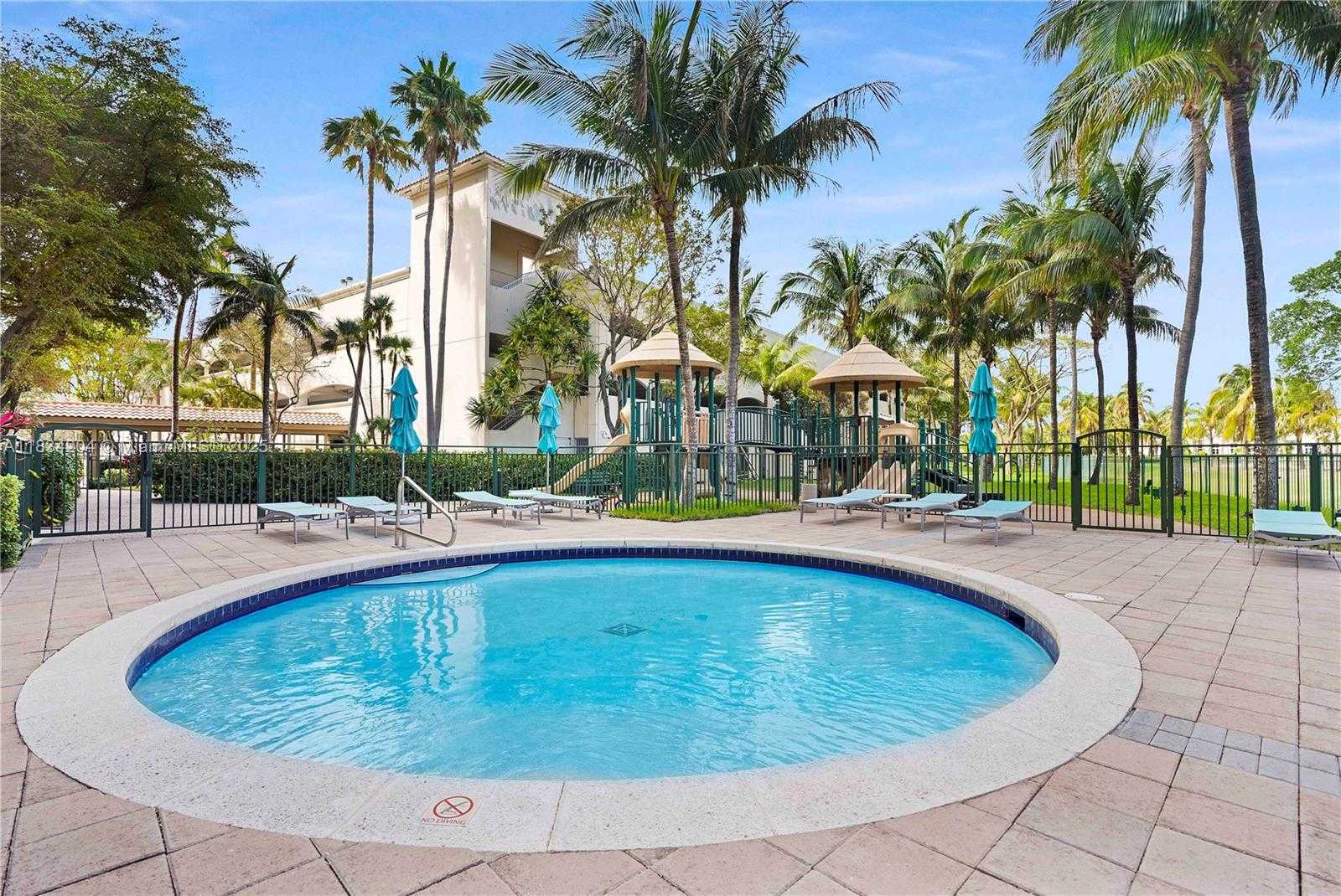 Small Image of 19501 WEST COUNTRY CLUB DR #1610, Aventura Number 38