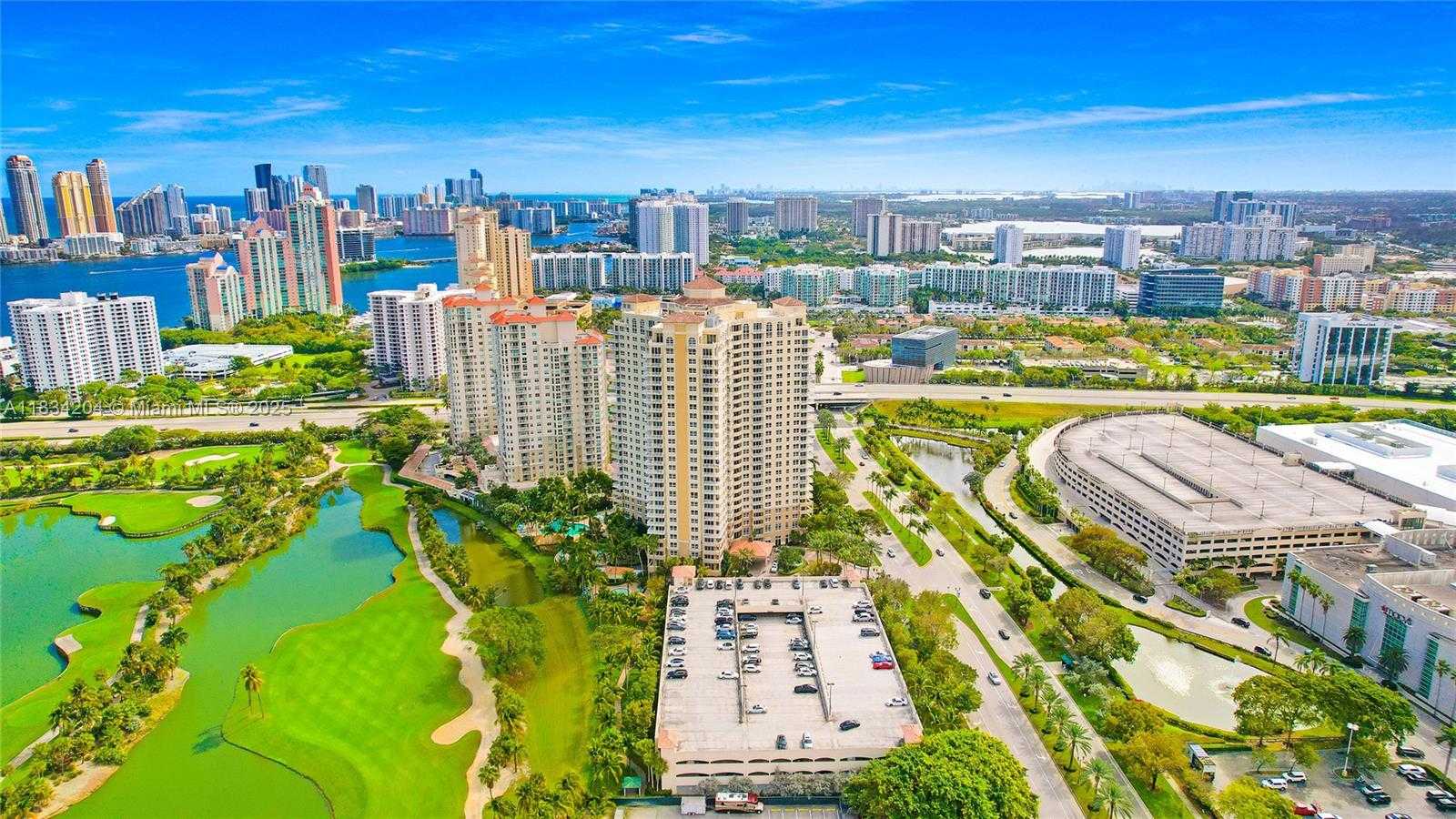 Small Image of 19501 WEST COUNTRY CLUB DR #1610, Aventura Number 4