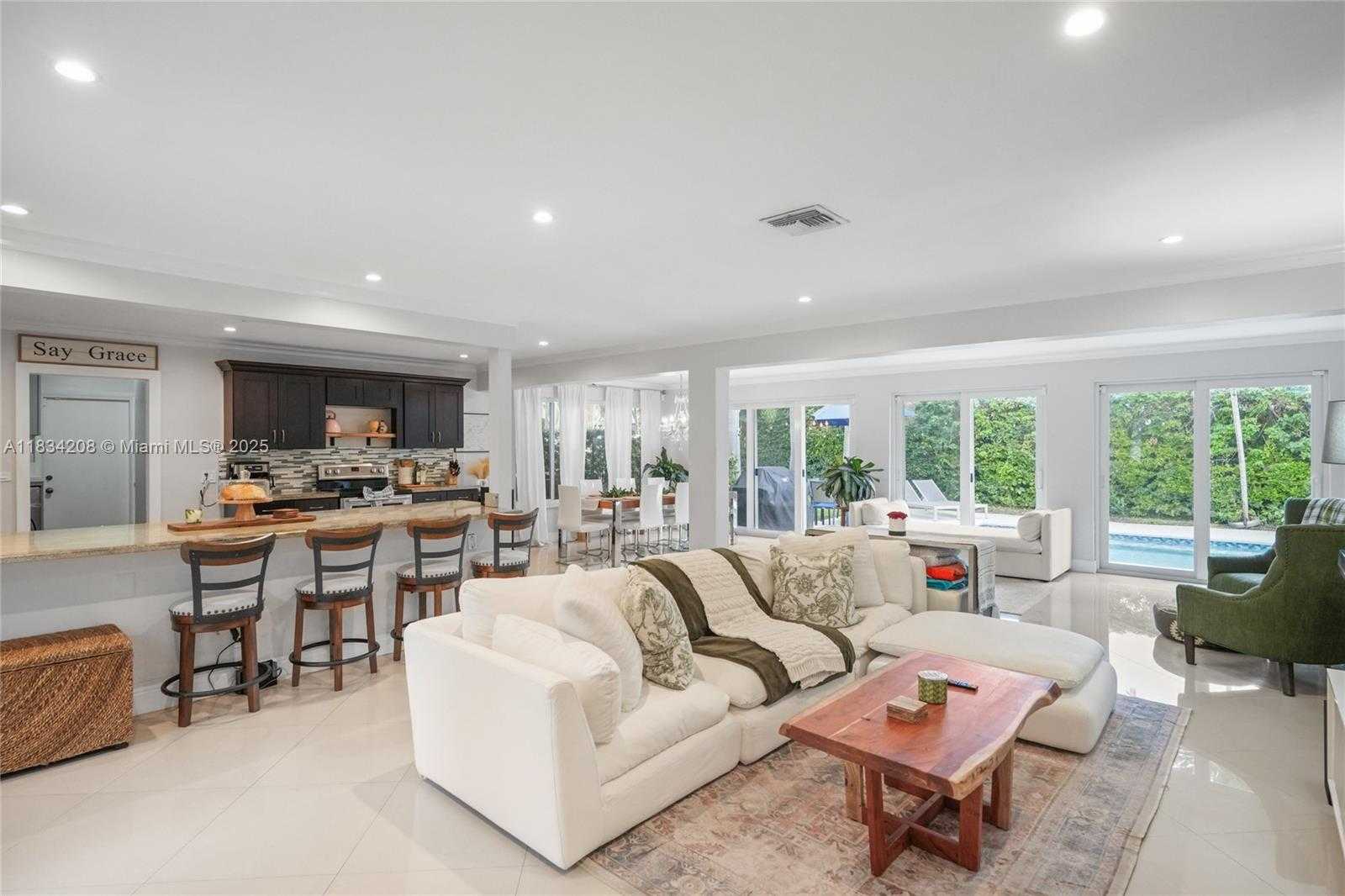 Small Image of 3472 NORTH EAST 18TH AVE #3472, Oakland Park Number 6
