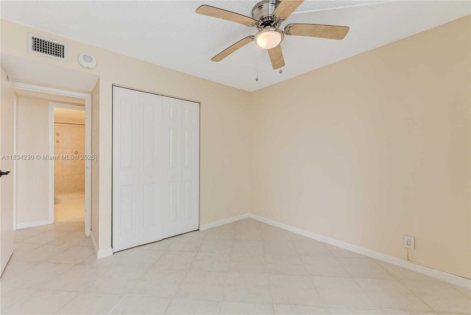 Small Image of 2821 NORTH MIAMI BEACH BLVD #3R, North Miami Beach Number 18