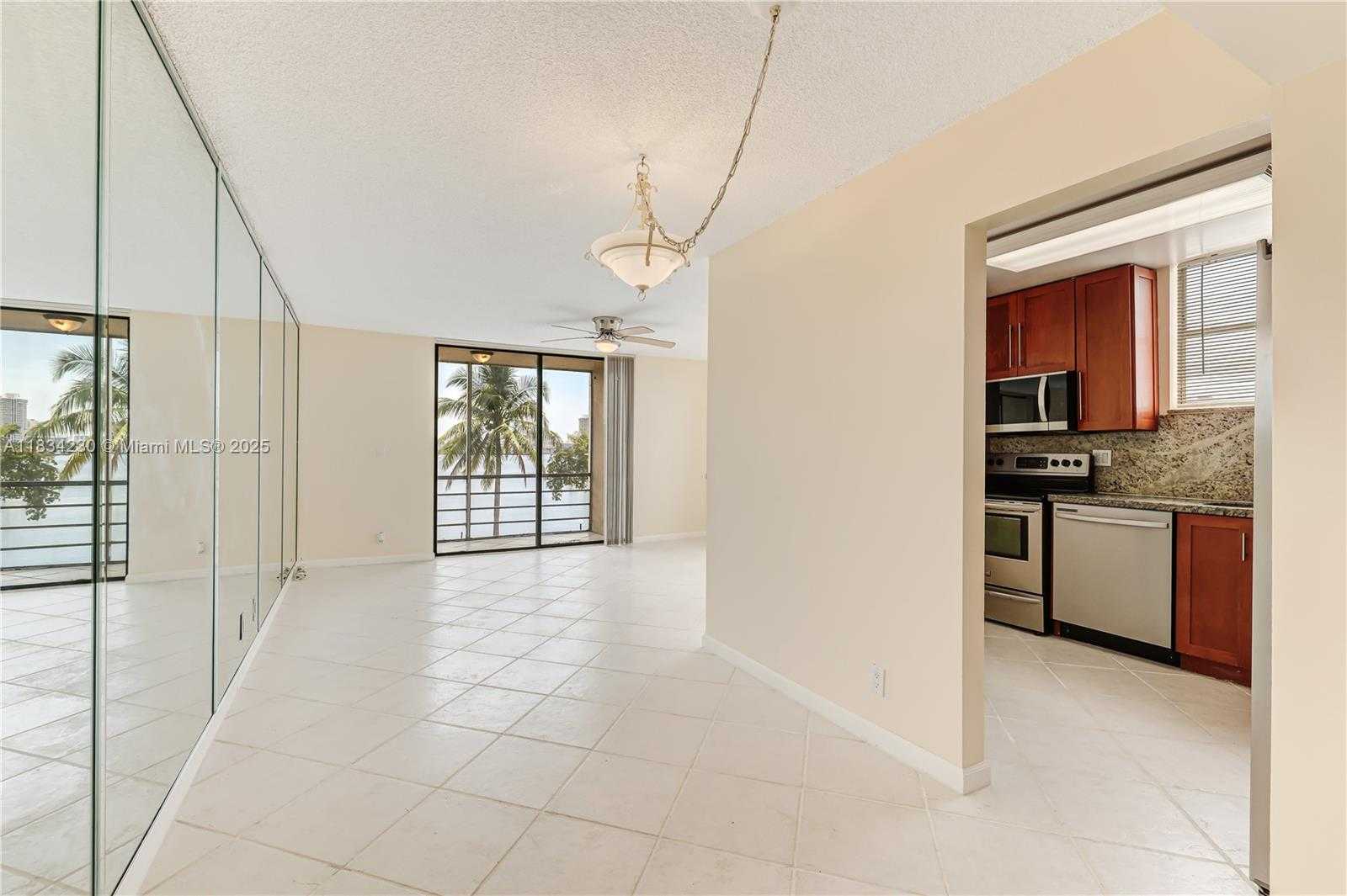 Small Image of 2821 NORTH MIAMI BEACH BLVD #3R, North Miami Beach Number 5