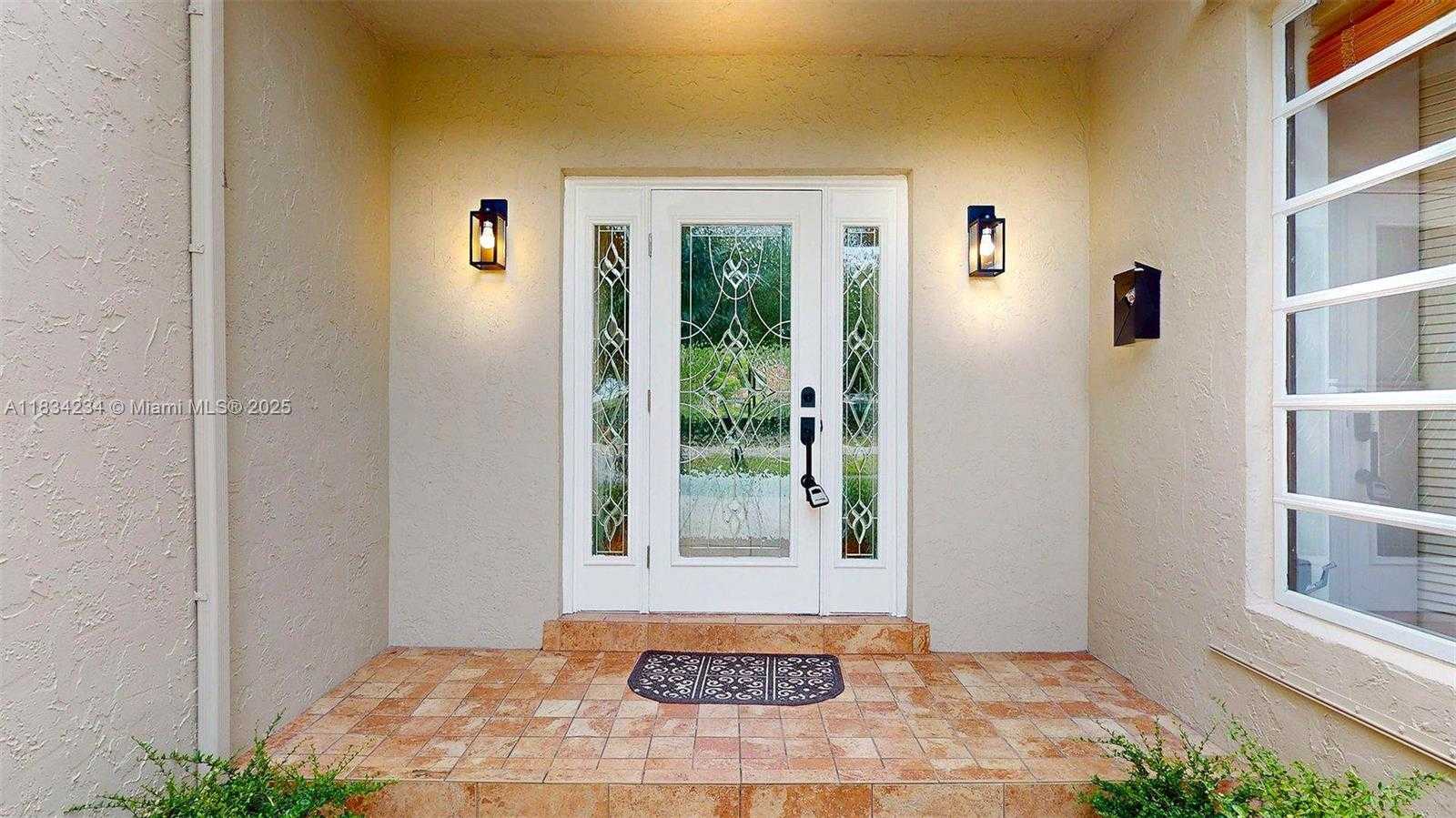 Small Image of 10251 SOUTH WEST 80TH ST, Miami Number 5