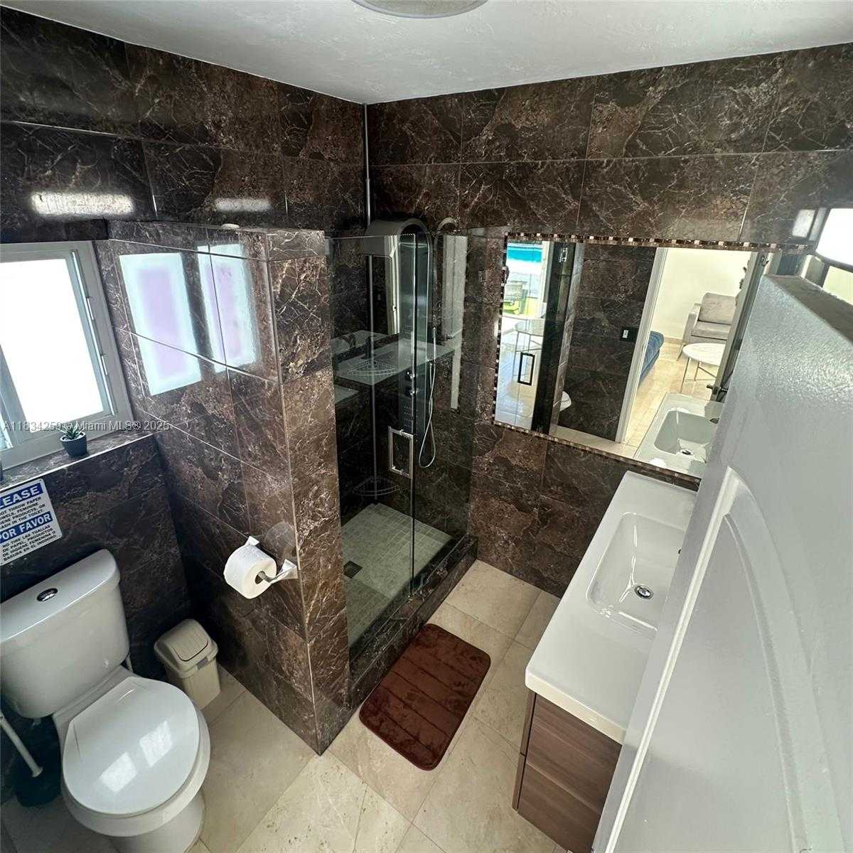 Small Image of 17650 NORTH EAST 19TH AVE, North Miami Beach Number 12