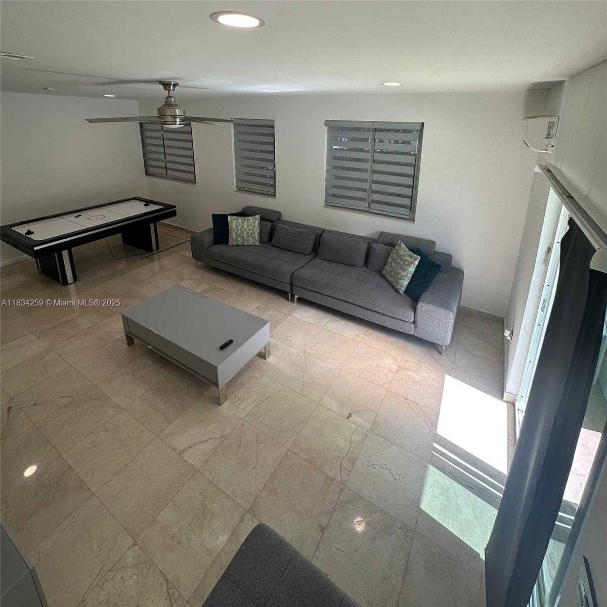 Small Image of 17650 NORTH EAST 19TH AVE, North Miami Beach Number 5