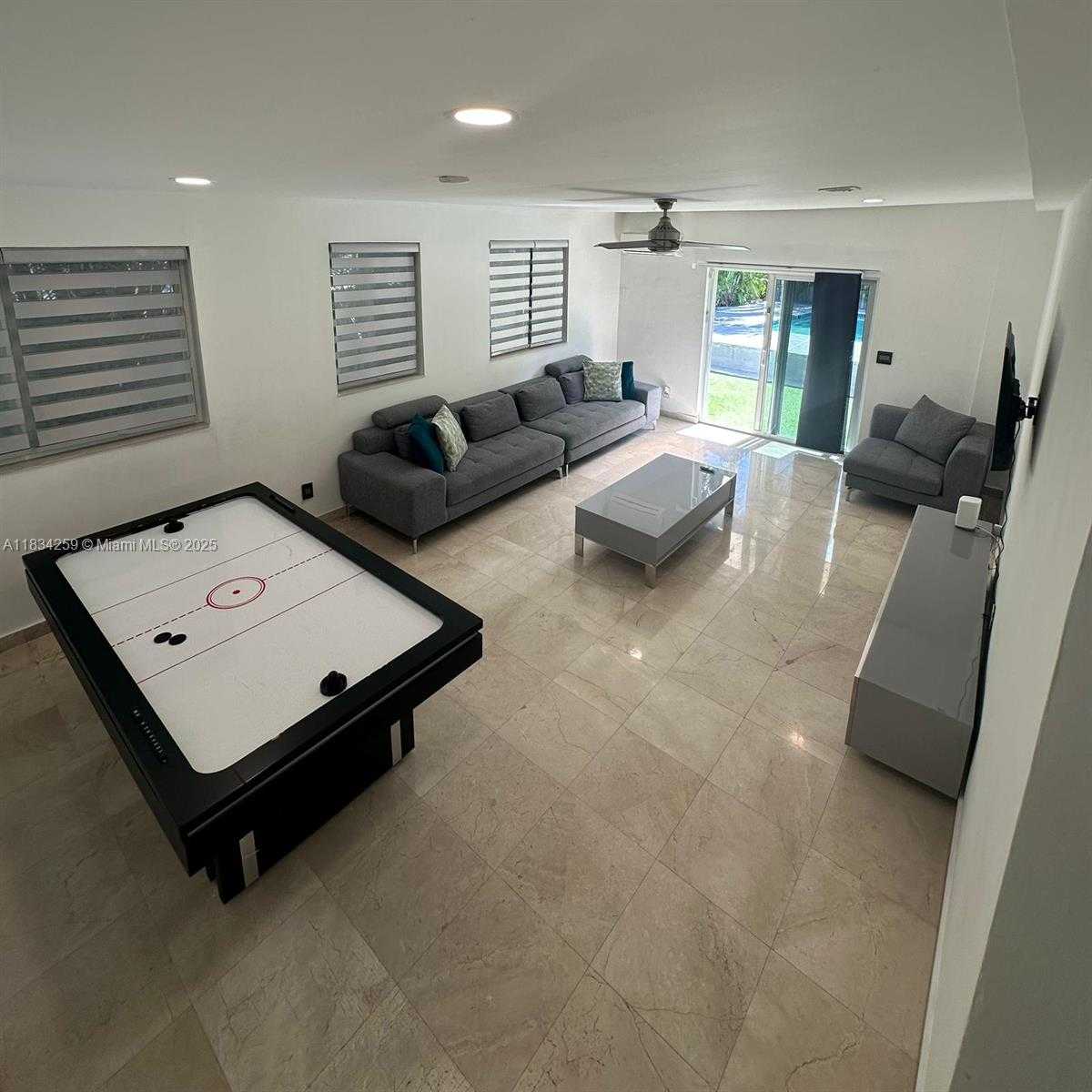 Small Image of 17650 NORTH EAST 19TH AVE, North Miami Beach Number 6
