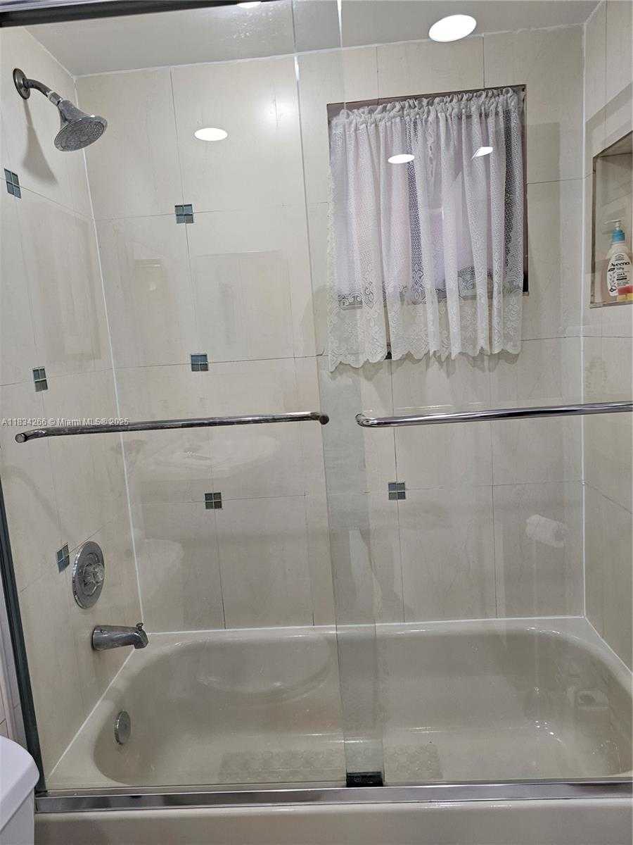 Small Image of 8730 SOUTH WEST 133RD AVE RD #101, Miami Number 14