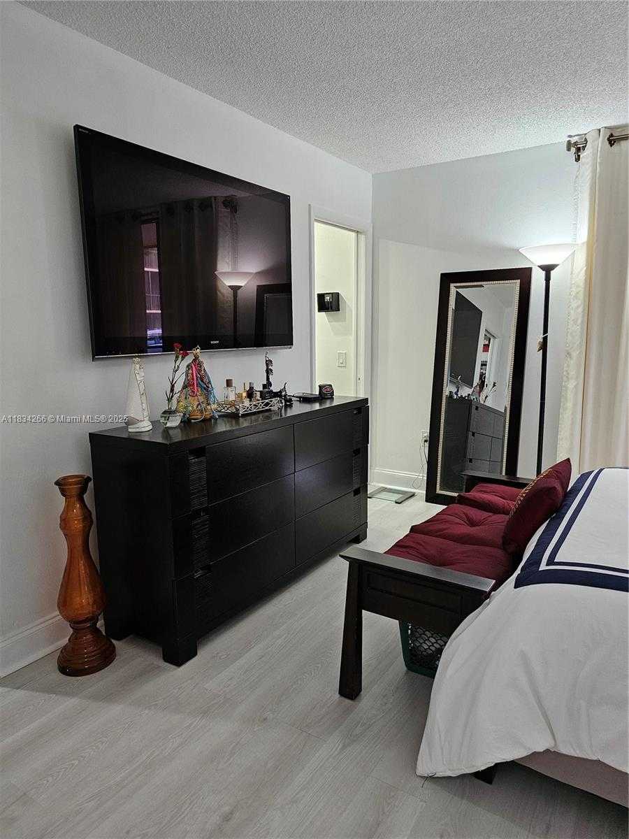 Small Image of 8730 SOUTH WEST 133RD AVE RD #101, Miami Number 20