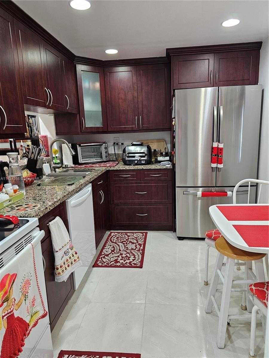 Small Image of 8730 SOUTH WEST 133RD AVE RD #101, Miami Number 7