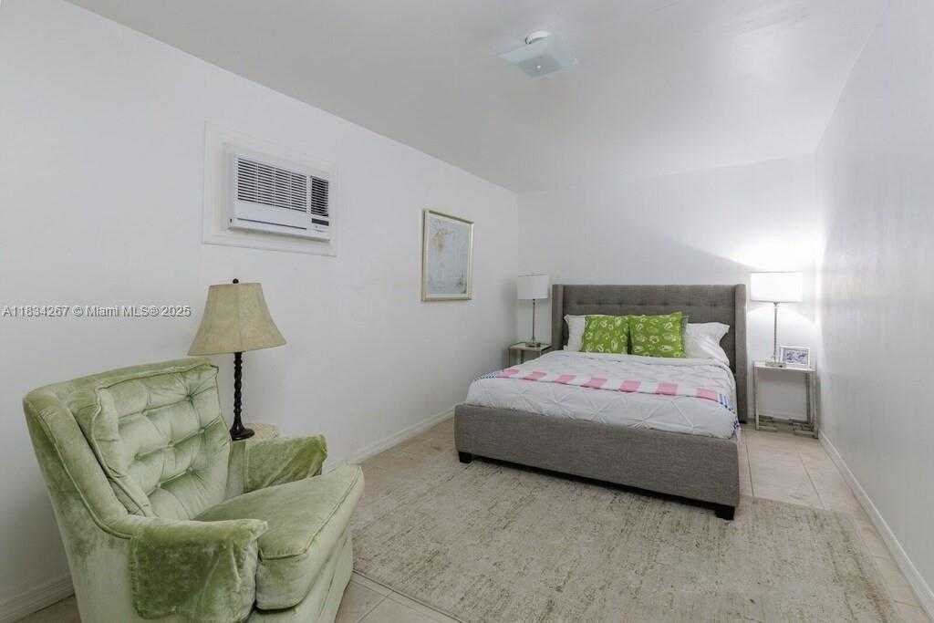 Small Image of 1134 HARRISON ST #1134, Hollywood Number 14