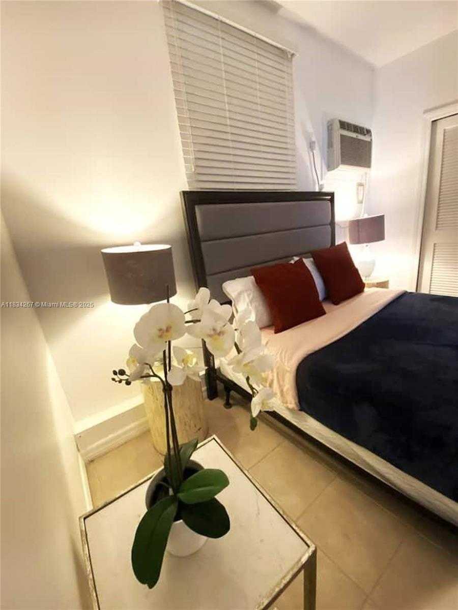 Small Image of 1134 HARRISON ST #1134, Hollywood Number 18
