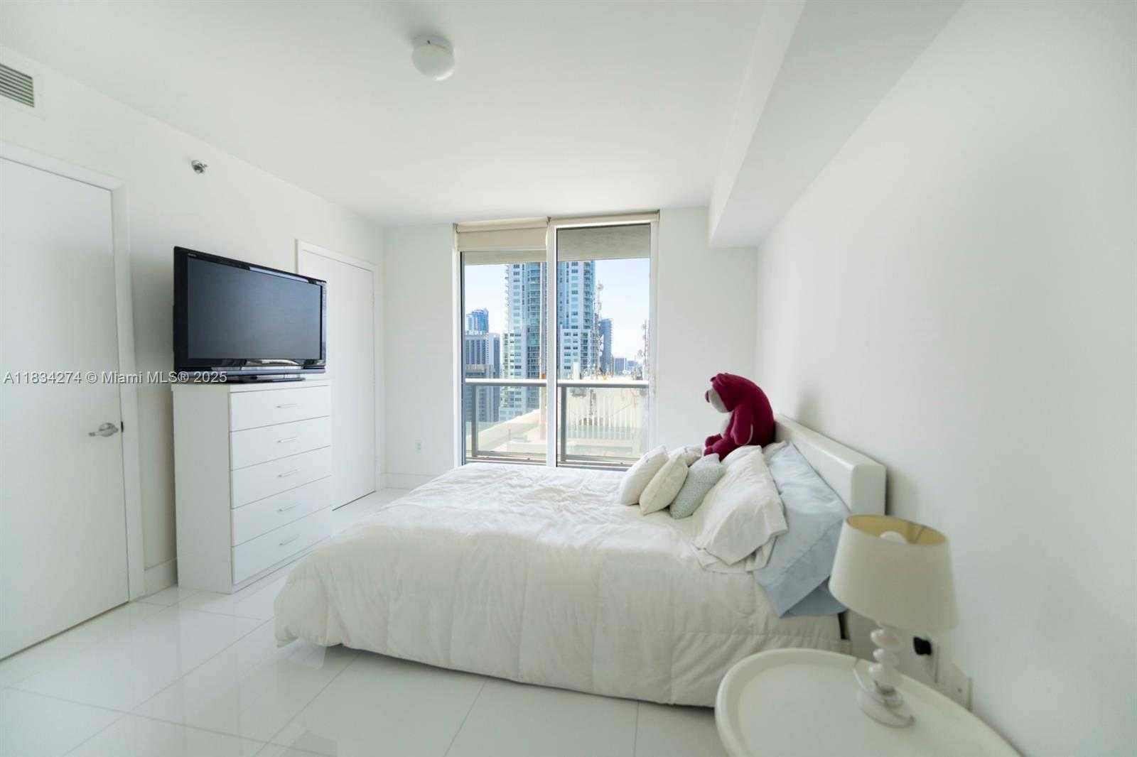 Small Image of 50 BISCAYNE BLVD #3702, Miami Number 20
