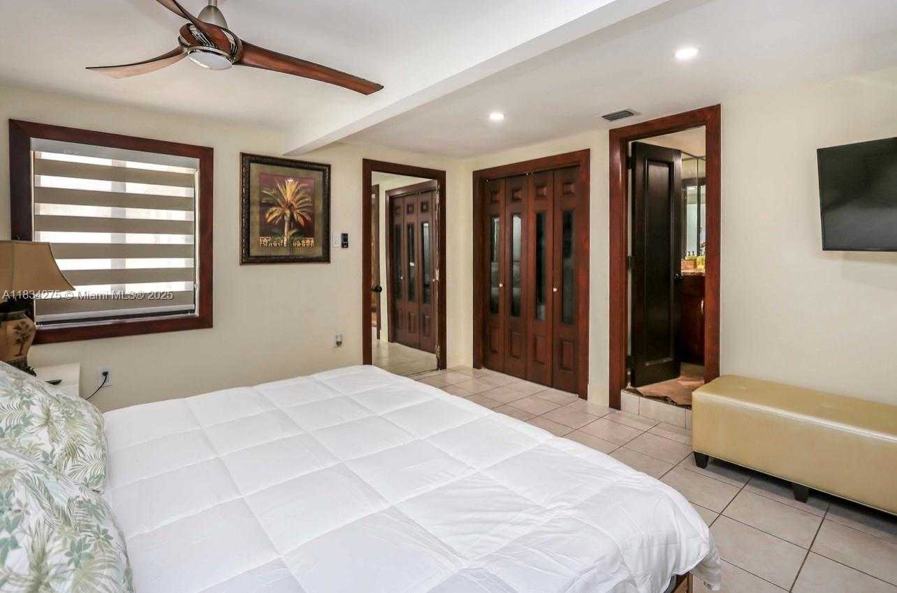 Small Image of 6528 SOUTH WEST 30TH ST #1, Miami Number 10