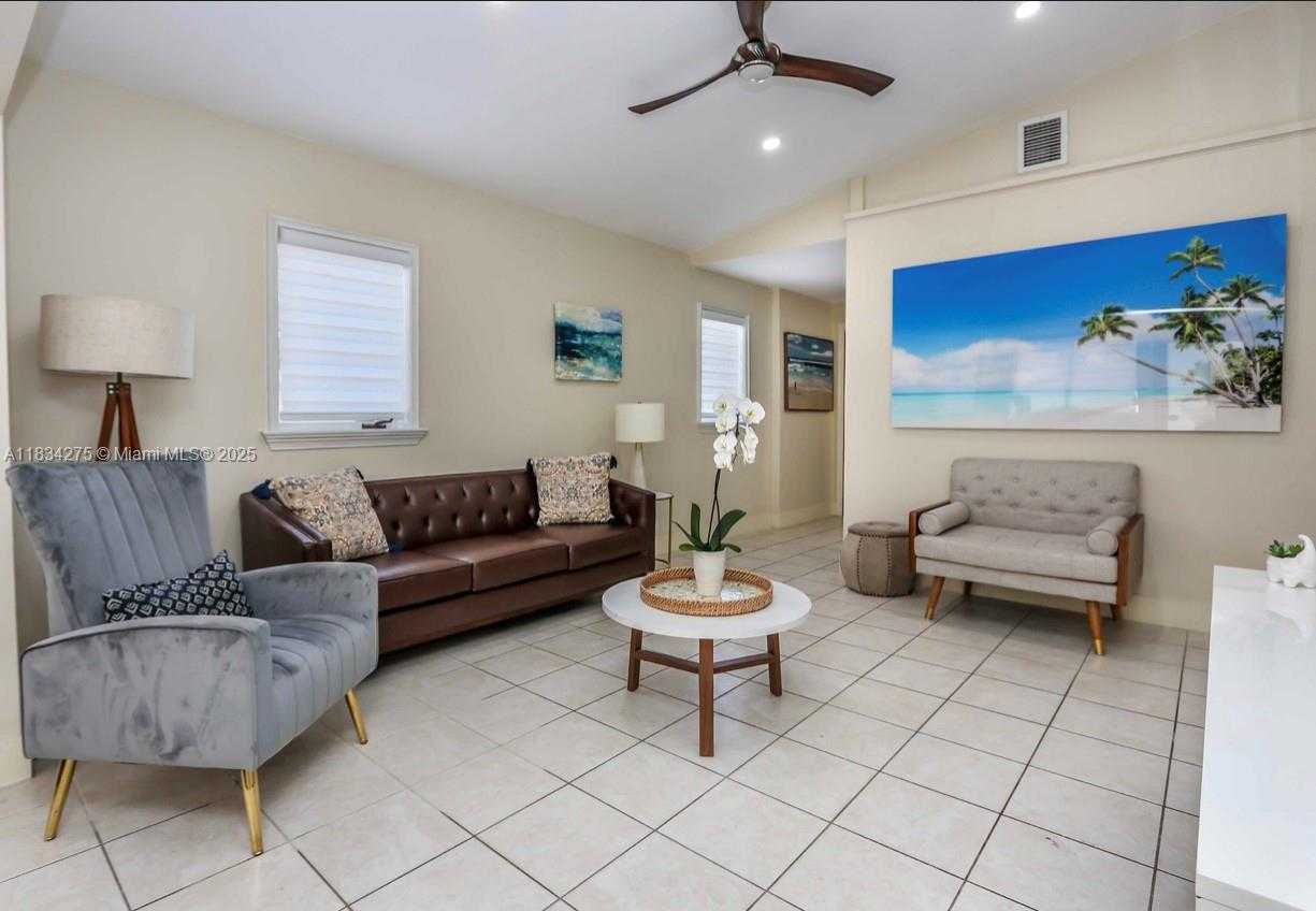 Small Image of 6528 SOUTH WEST 30TH ST #1, Miami Number 5