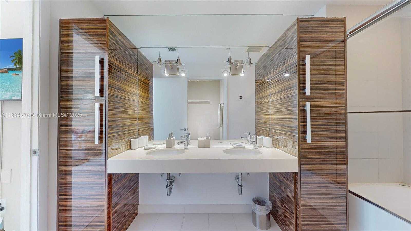 Small Image of 2020 NORTH BAYSHORE DR #2801, Miami Number 14