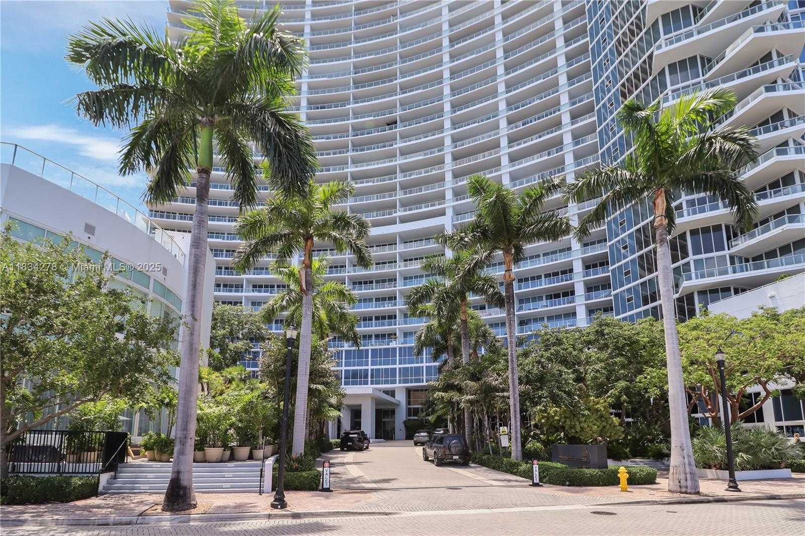 Small Image of 2020 NORTH BAYSHORE DR #2801, Miami Number 3