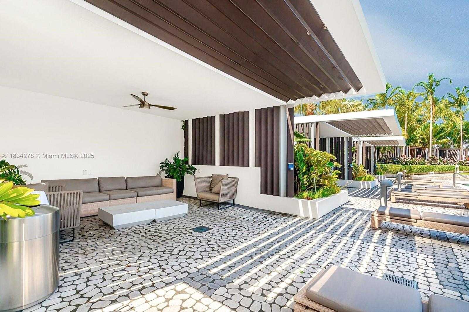 Small Image of 2020 NORTH BAYSHORE DR #2801, Miami Number 31
