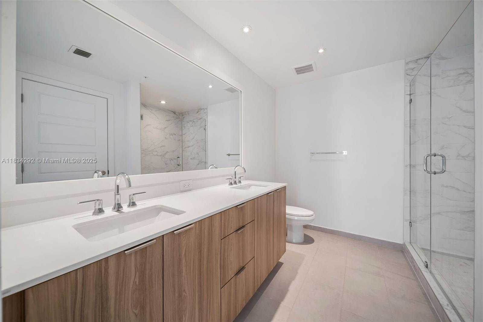 Small Image of 2150 NORTH BAYSHORE DR #2409, Miami Number 22