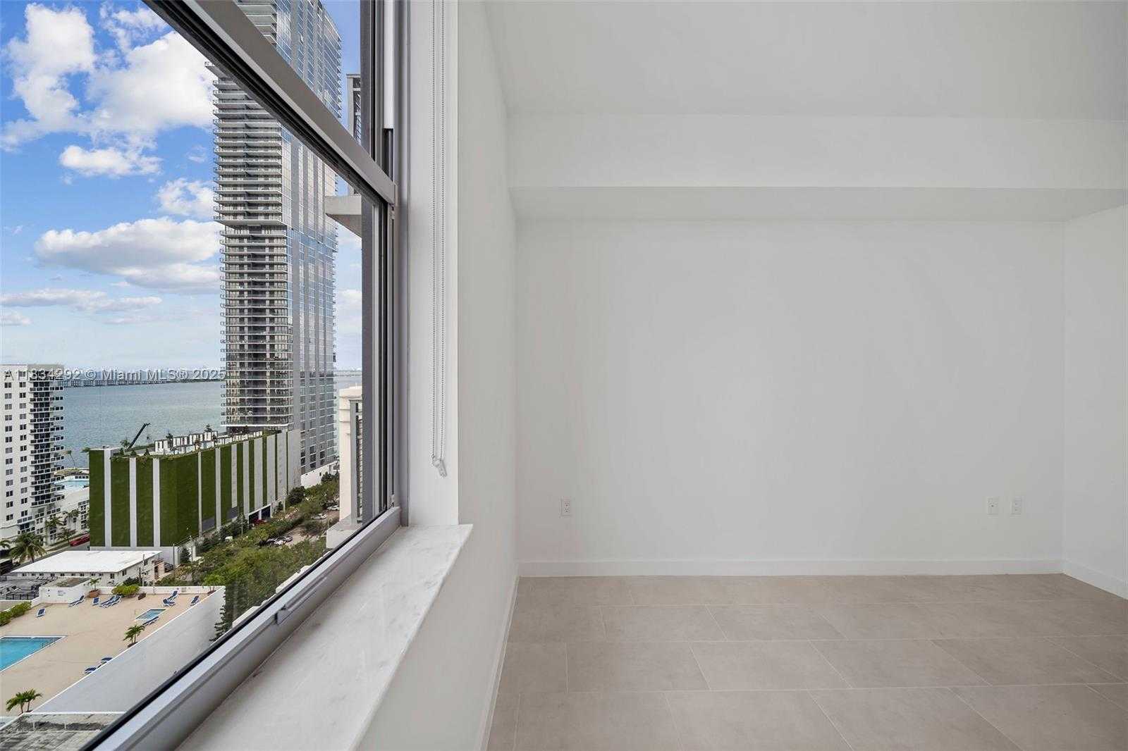 Small Image of 2150 NORTH BAYSHORE DR #2409, Miami Number 27